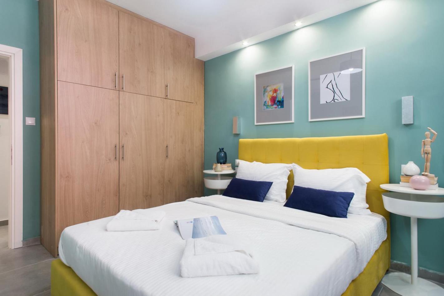 LOMVARDOU-Stylish Flat next to Ampelokipi Metro St