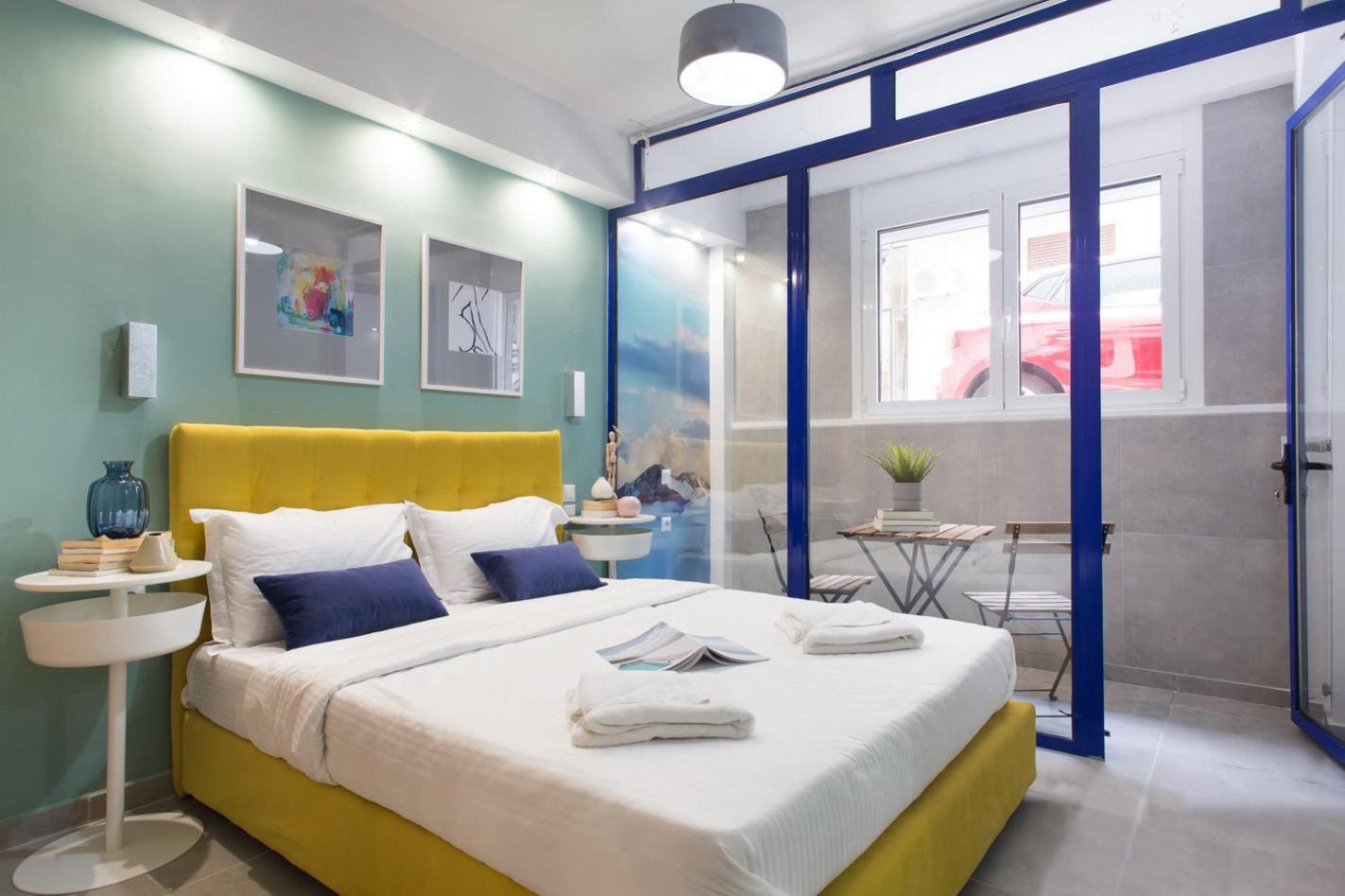 LOMVARDOU-Stylish Flat next to Ampelokipi Metro St