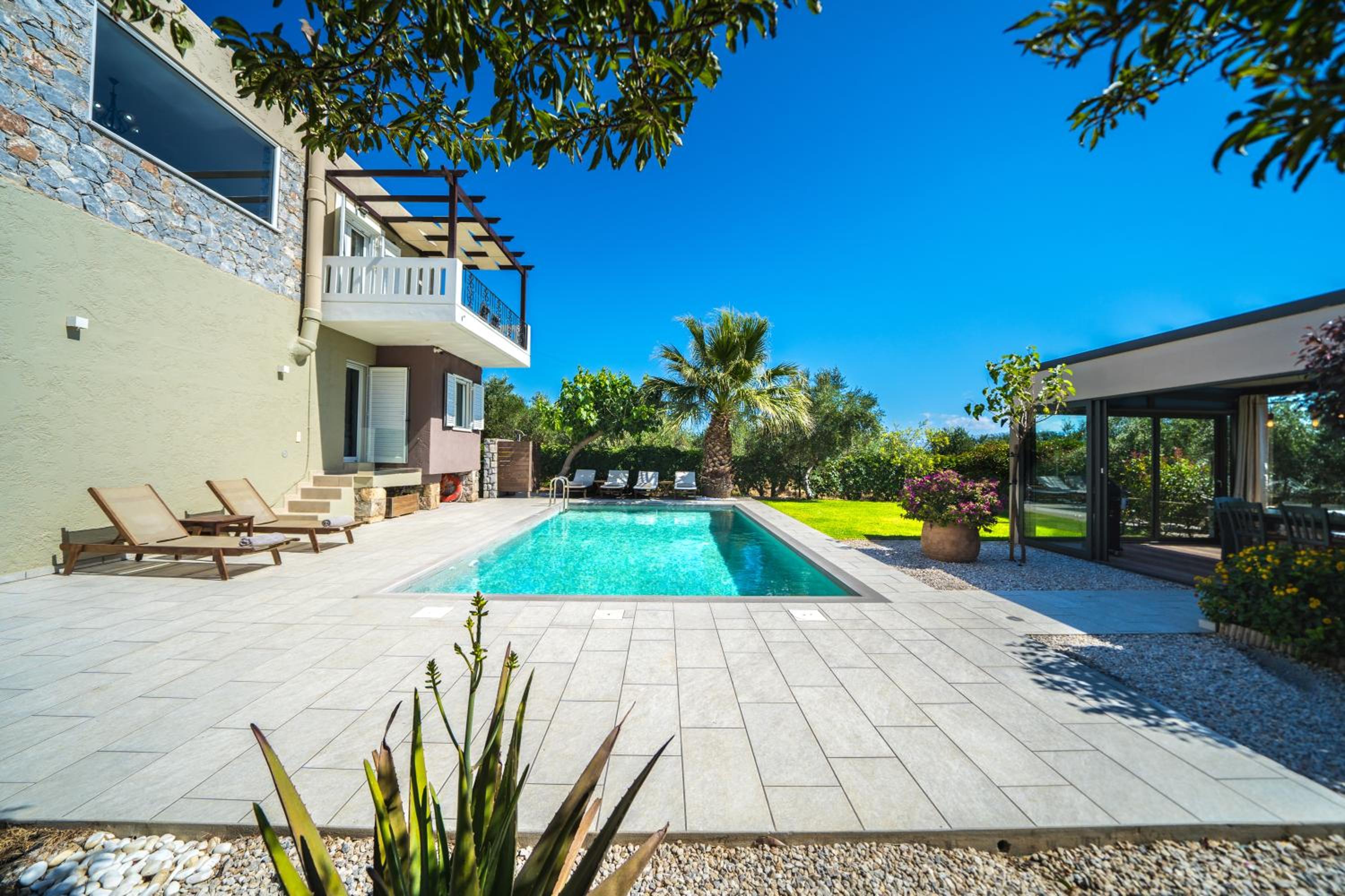 Petronila Luxury Villa with heated private pool photo 3