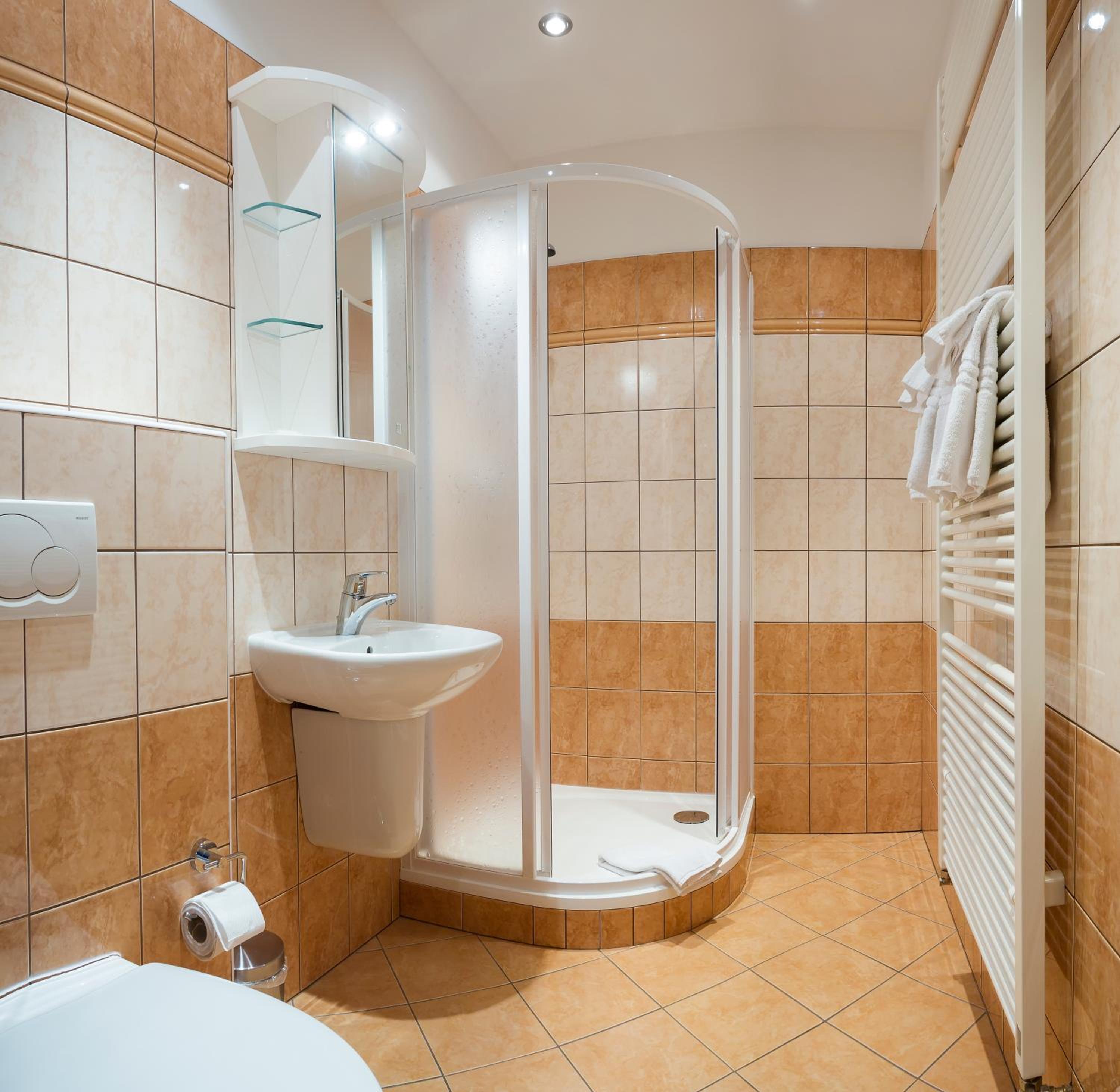 No 28 Rooms & Apartments