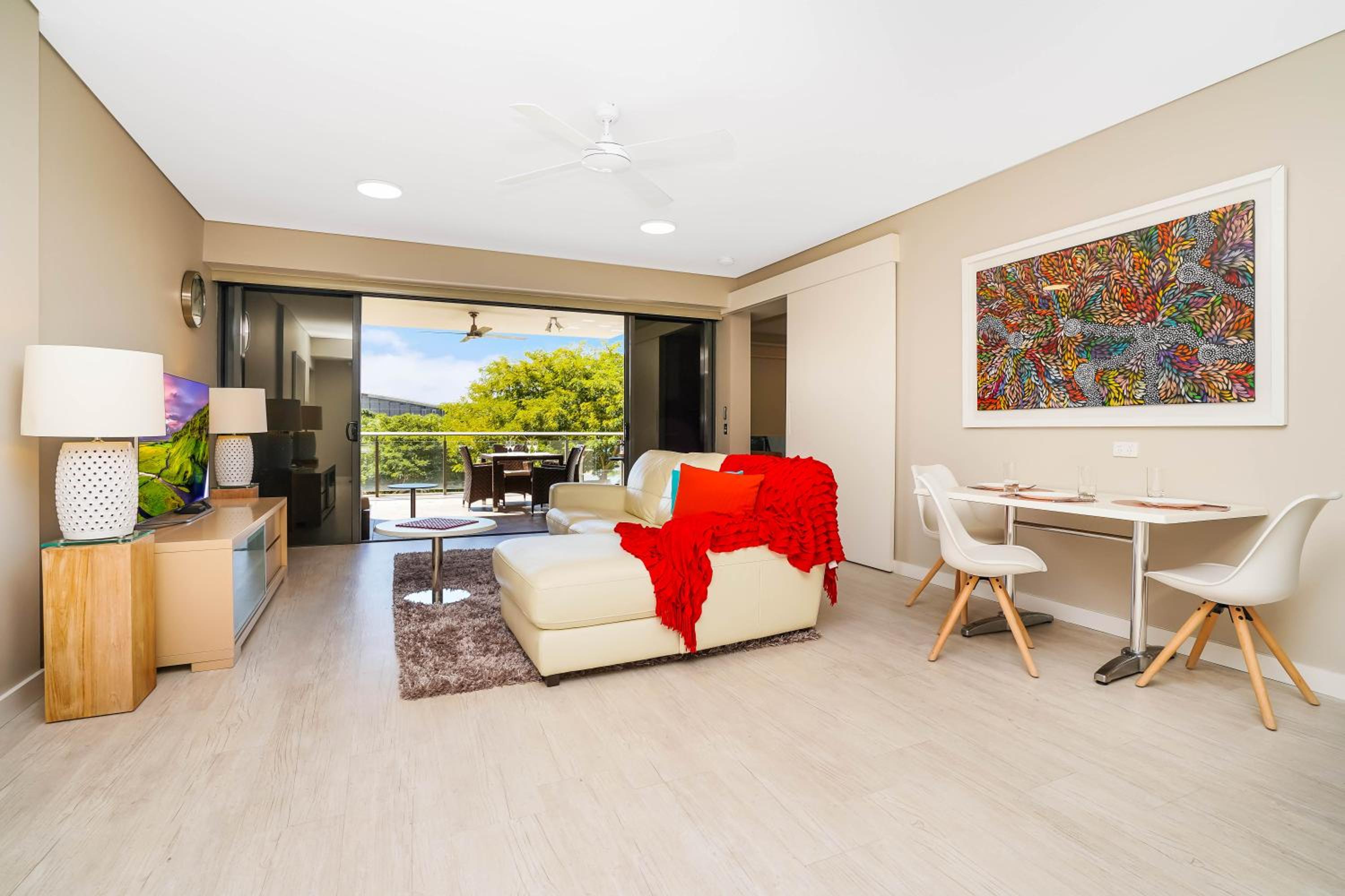 Darwin Waterfront Luxury Suites