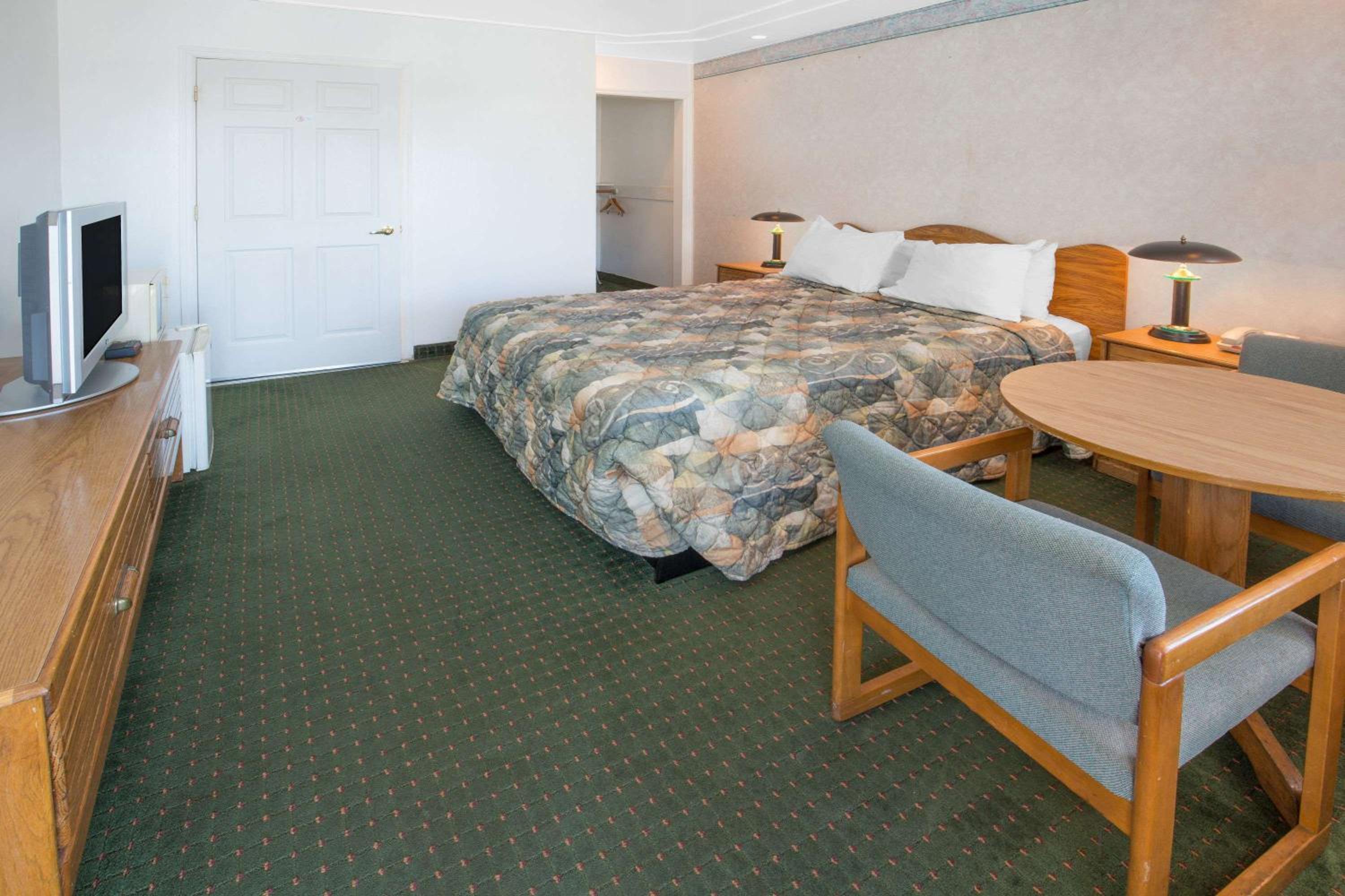 Days Inn by Wyndham Oroville