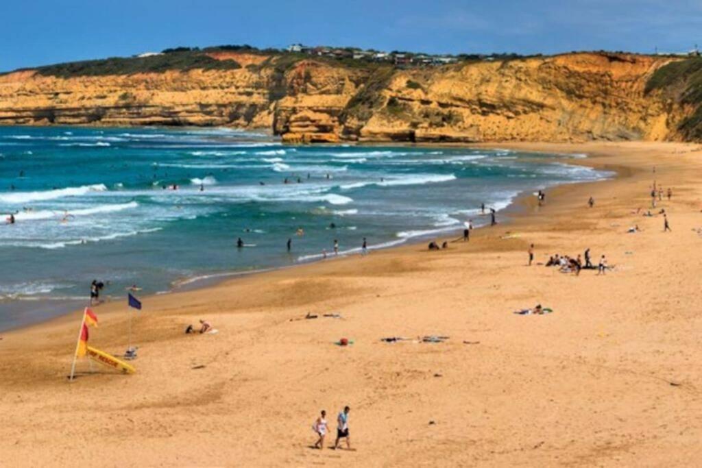 Jan Juc Ocean Views - Pet friendly - Minimum 2 nights Only !!