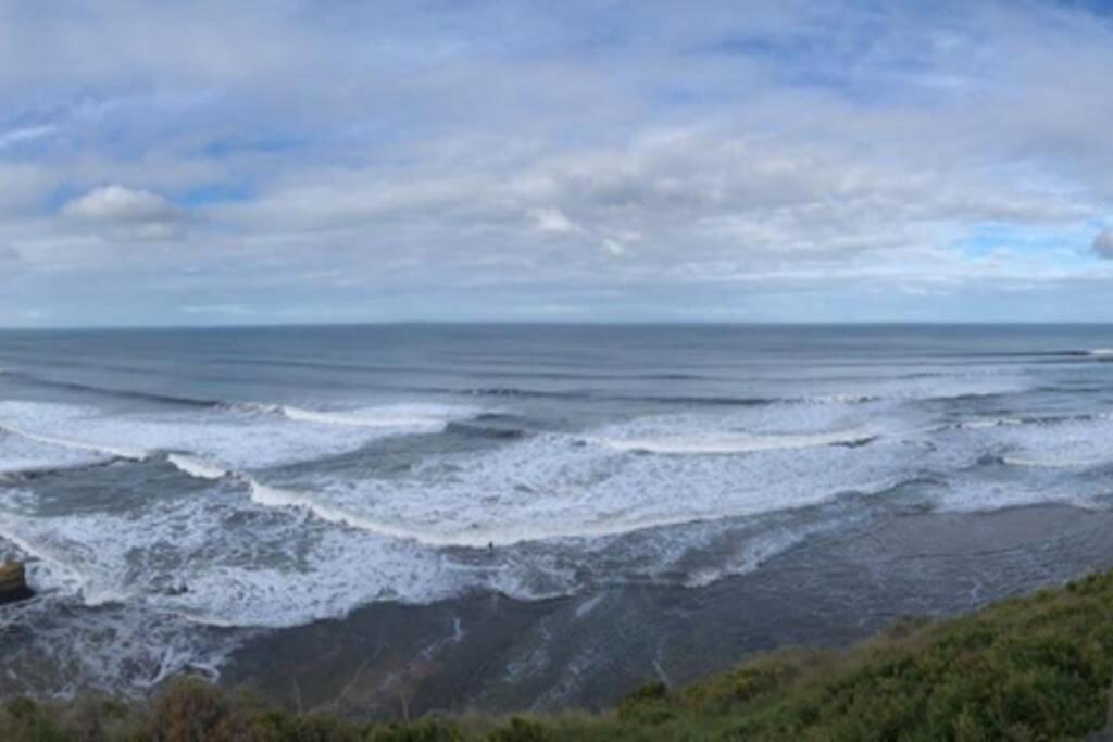 Jan Juc Ocean Views - Pet friendly - Minimum 2 nights Only !!