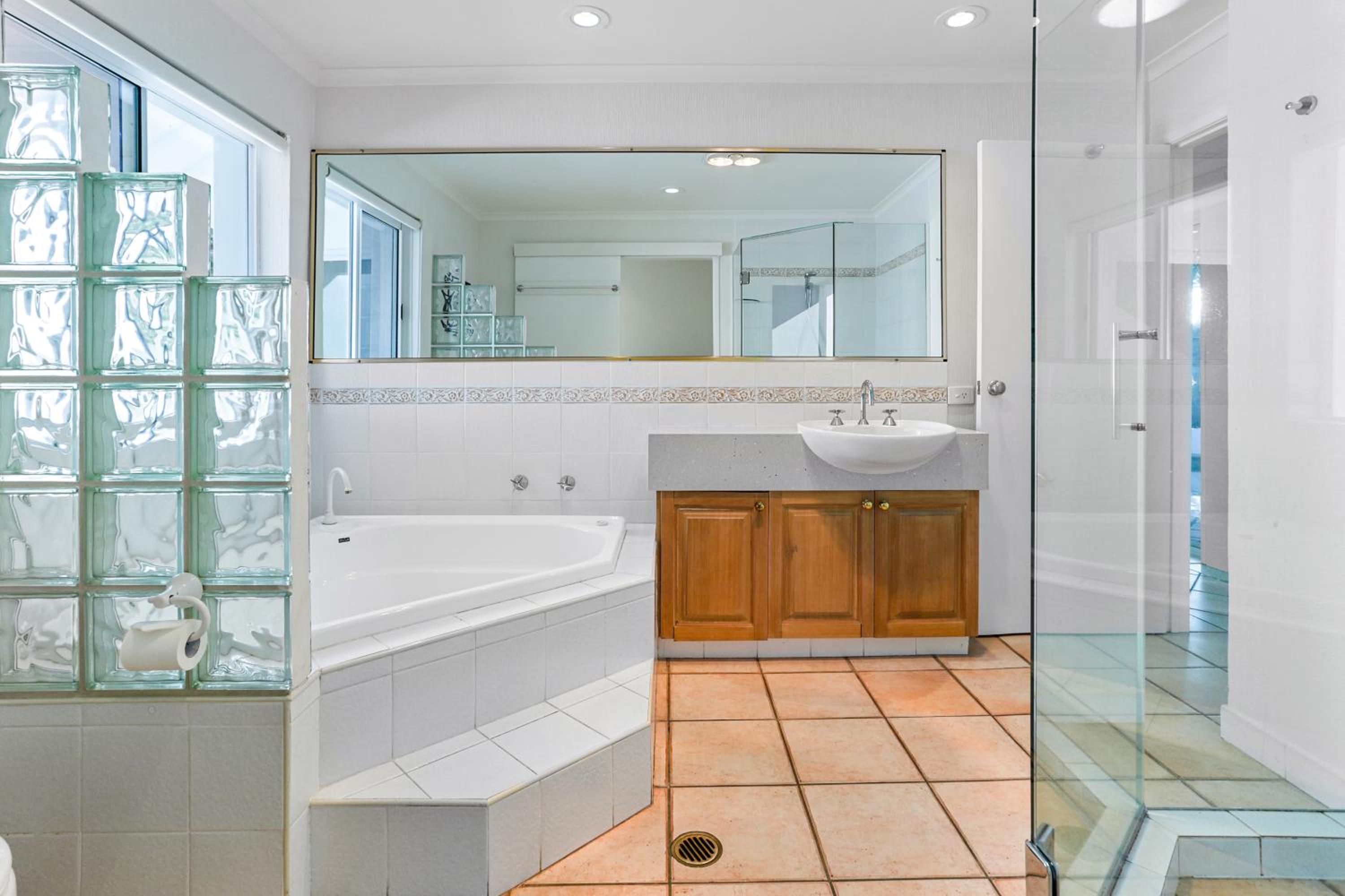 Island living in the heart of Noosa