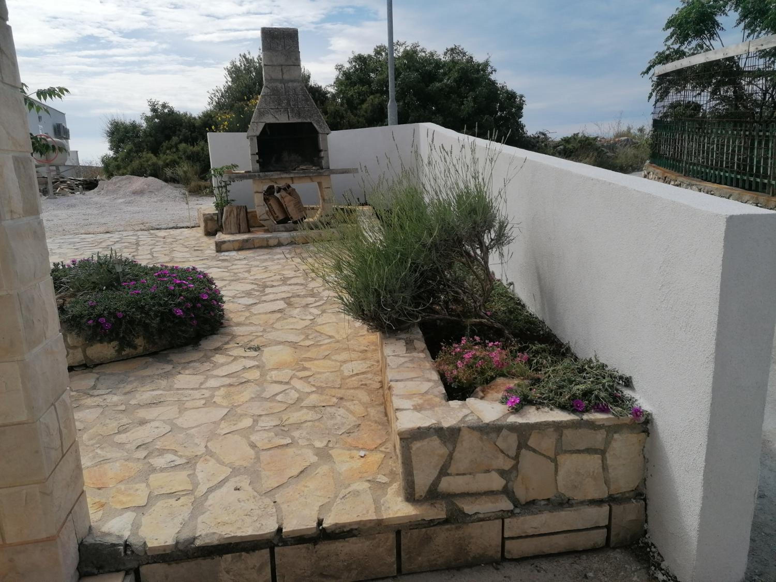 Photo 28