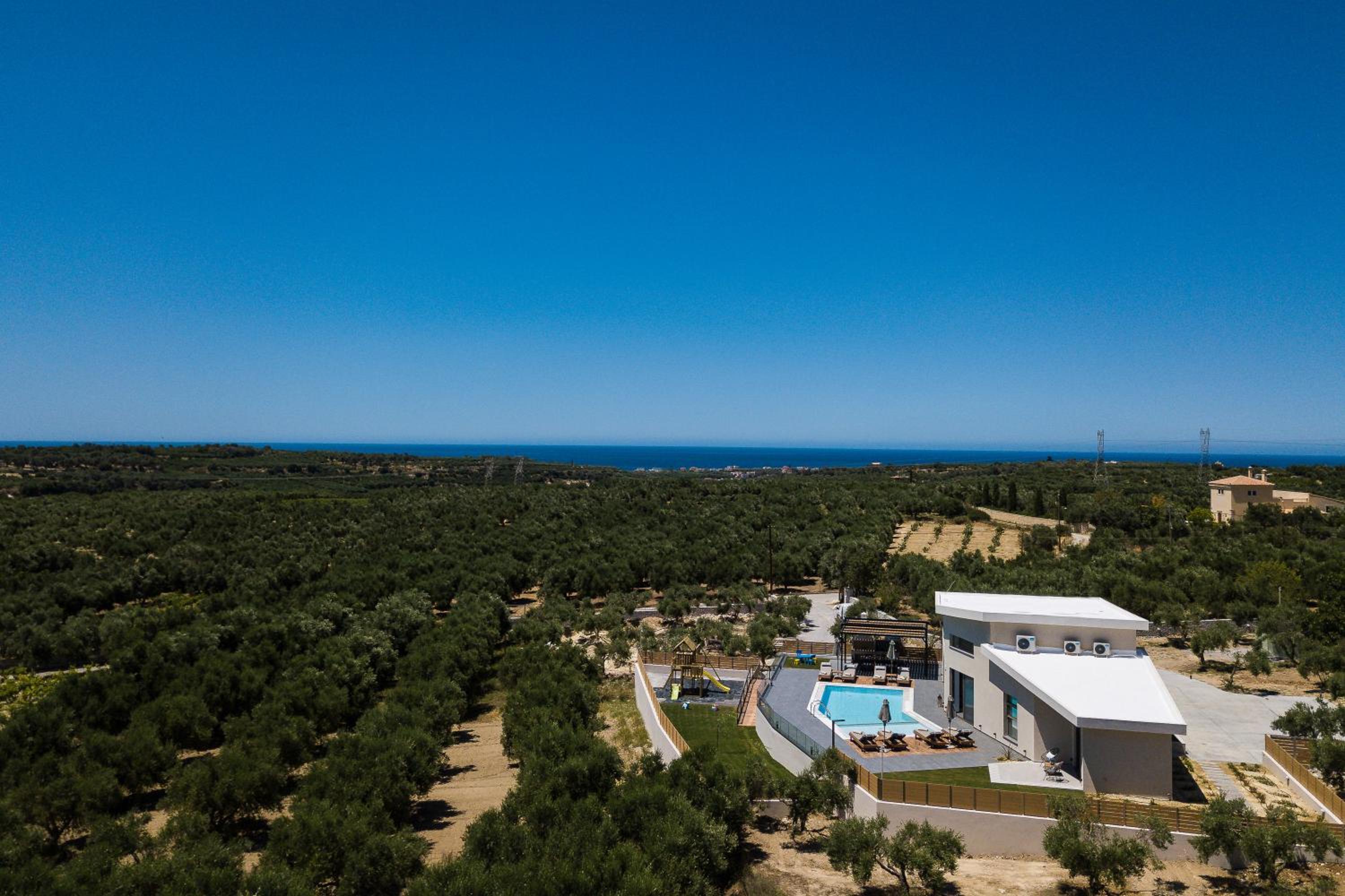 Hotel TreeTop Villa I, Outstanding Spiritual Retreat, By ThinkVilla - Image 1