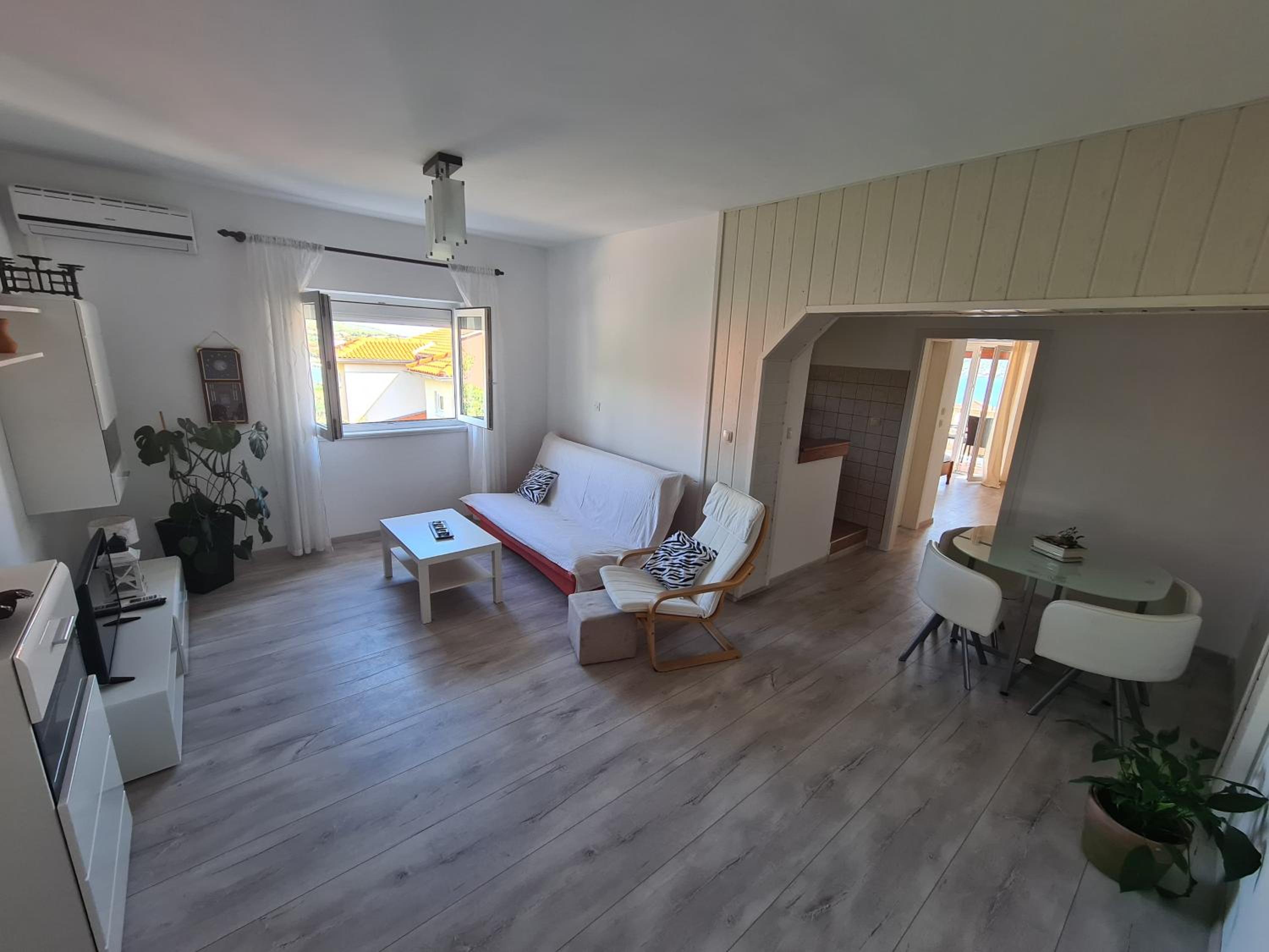 Apartman Karmen