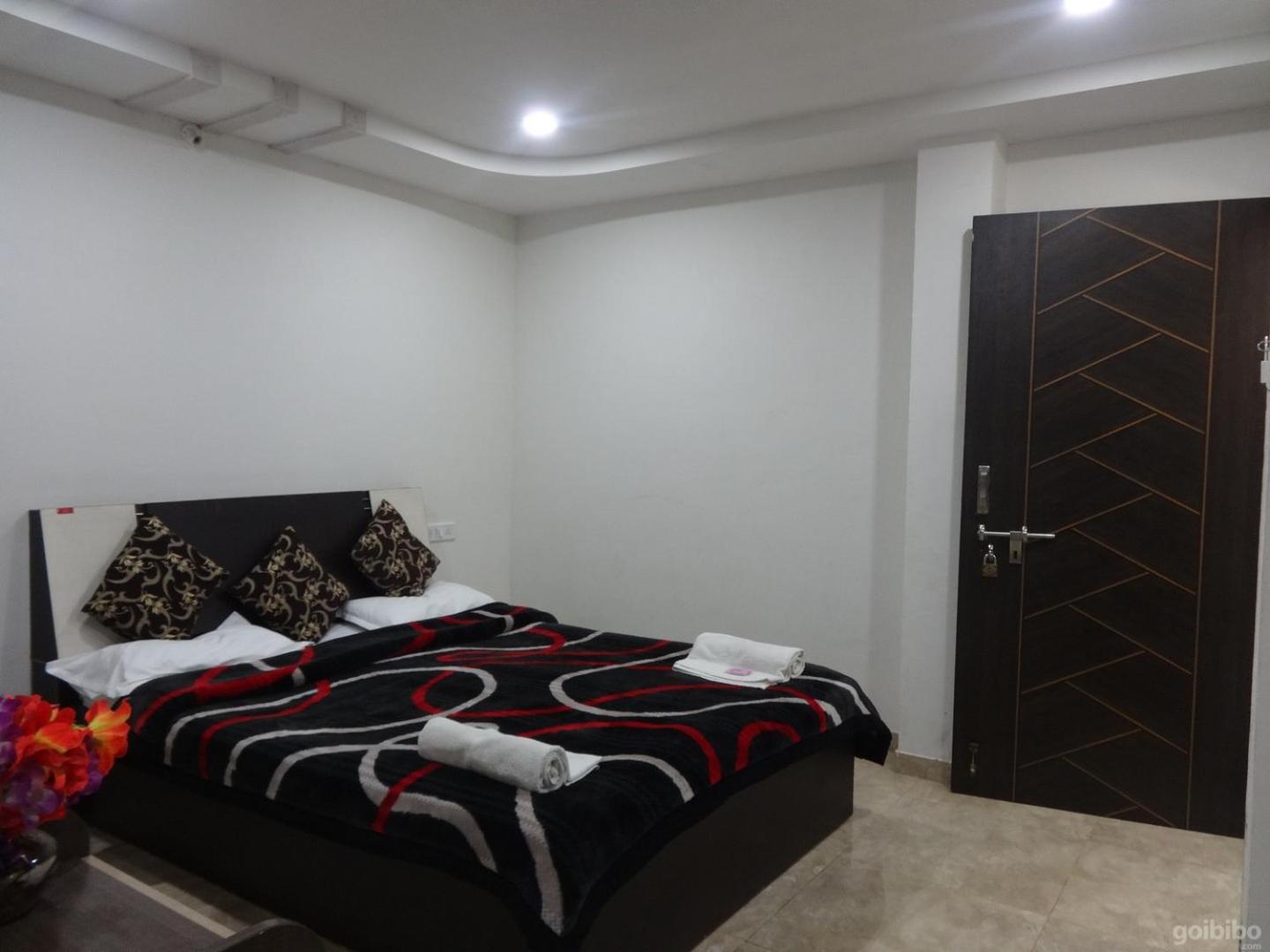 Indira Villa - 3BHK Getaway near WaterFalls view 3