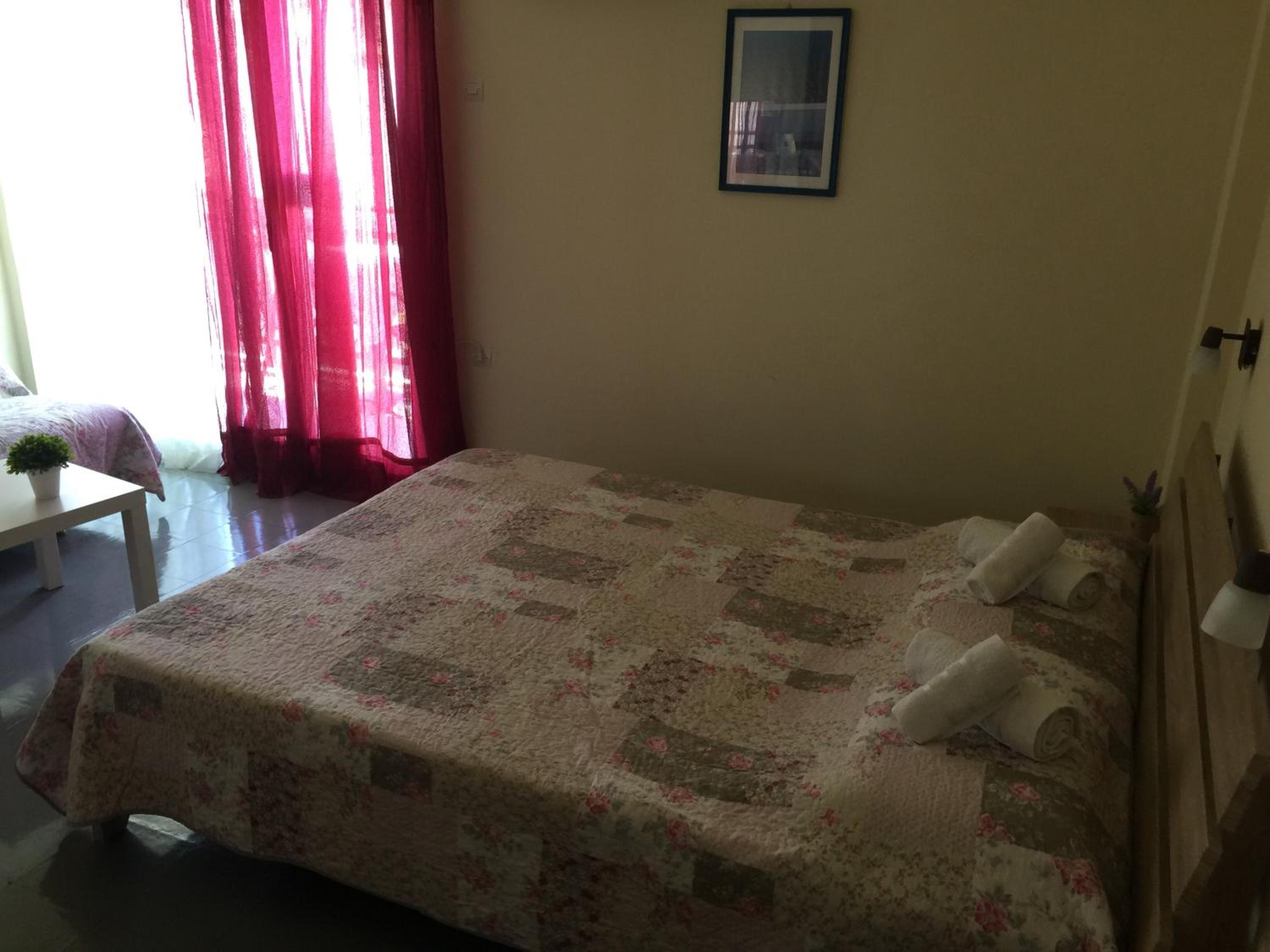 Platanos Rooms