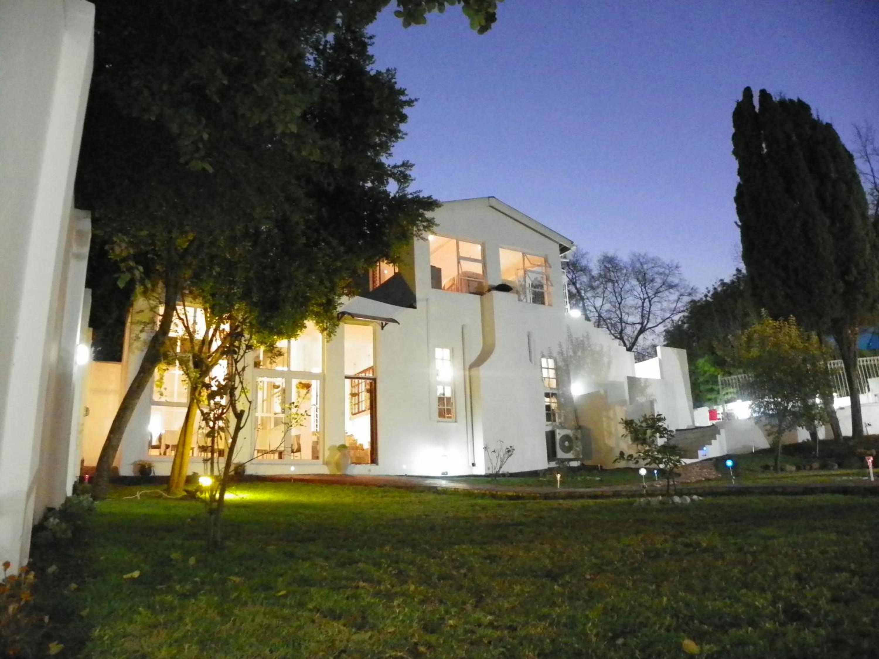 Muco Guest House