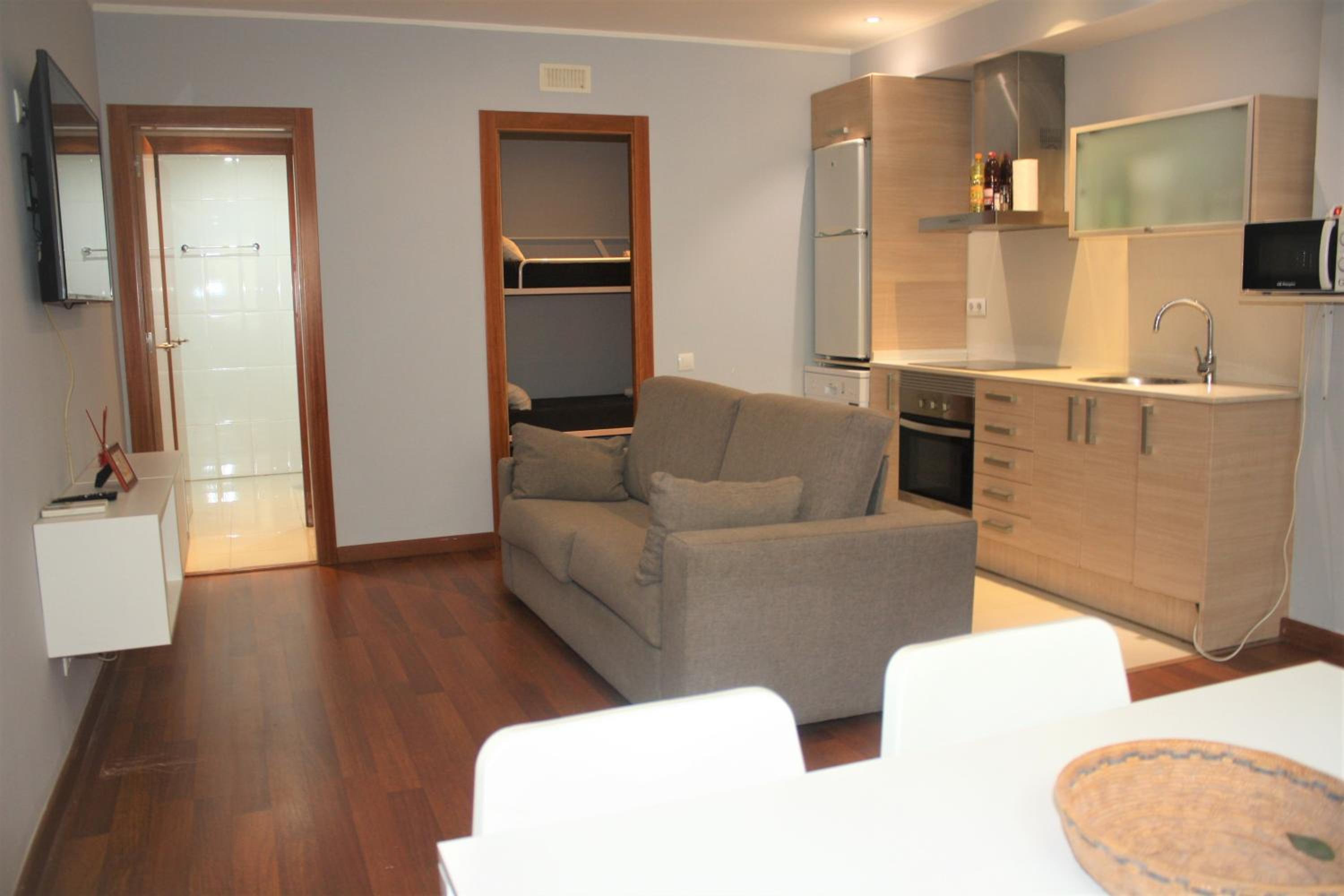 Alguera Hola Apartments