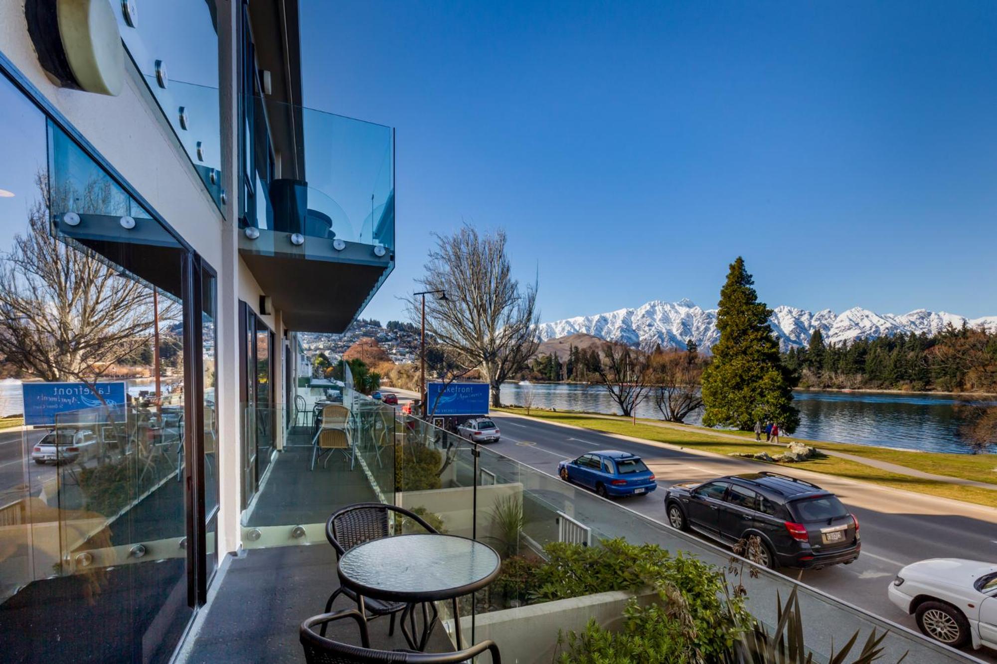 TAHUNA LAKEFRONT LUXURY, Central Location view 3