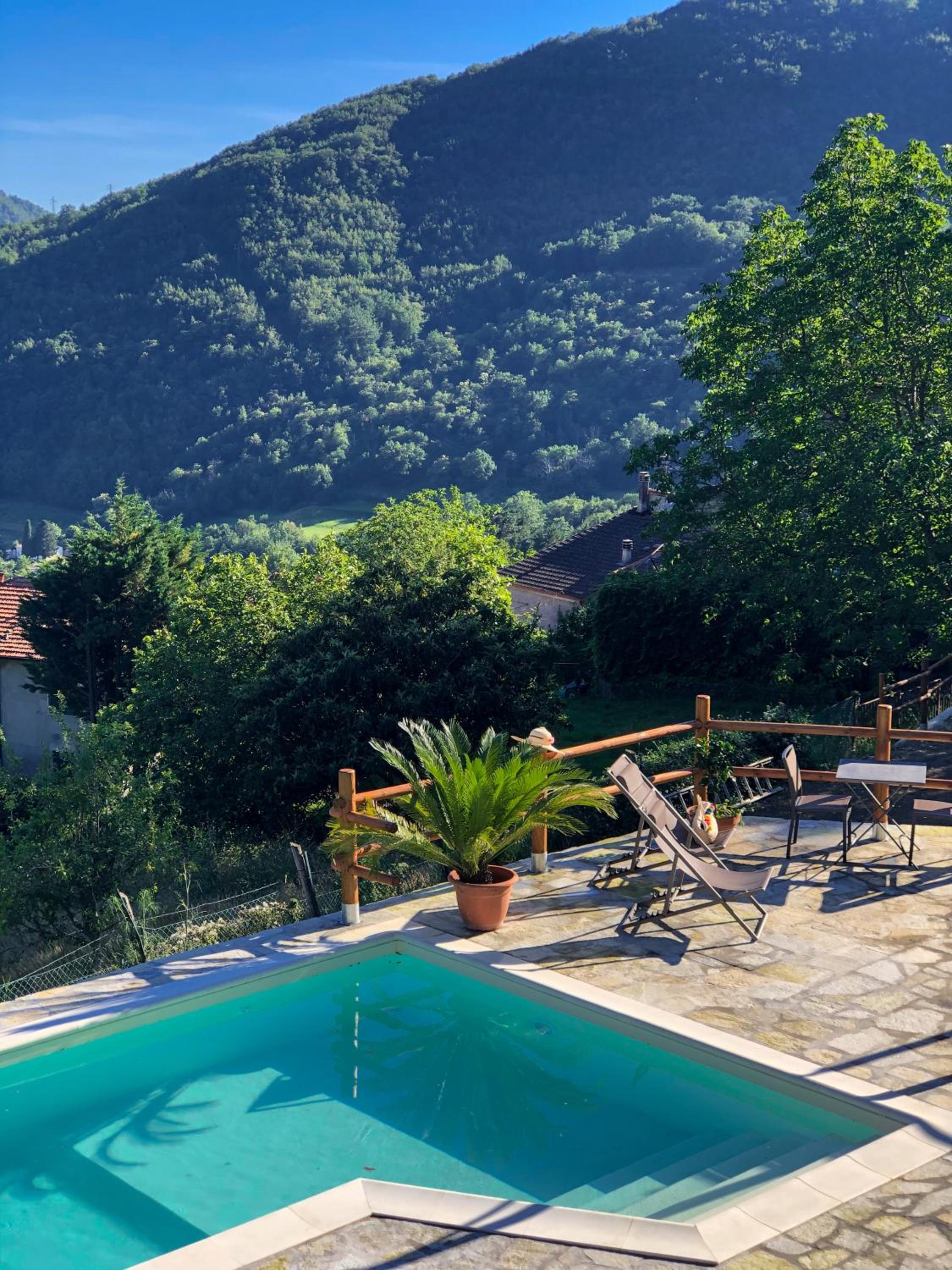 Agriturismo Casa Turchetti -Nature & Pool & Relax tra Lunigiana, Nord Toscana e Cinque Terre