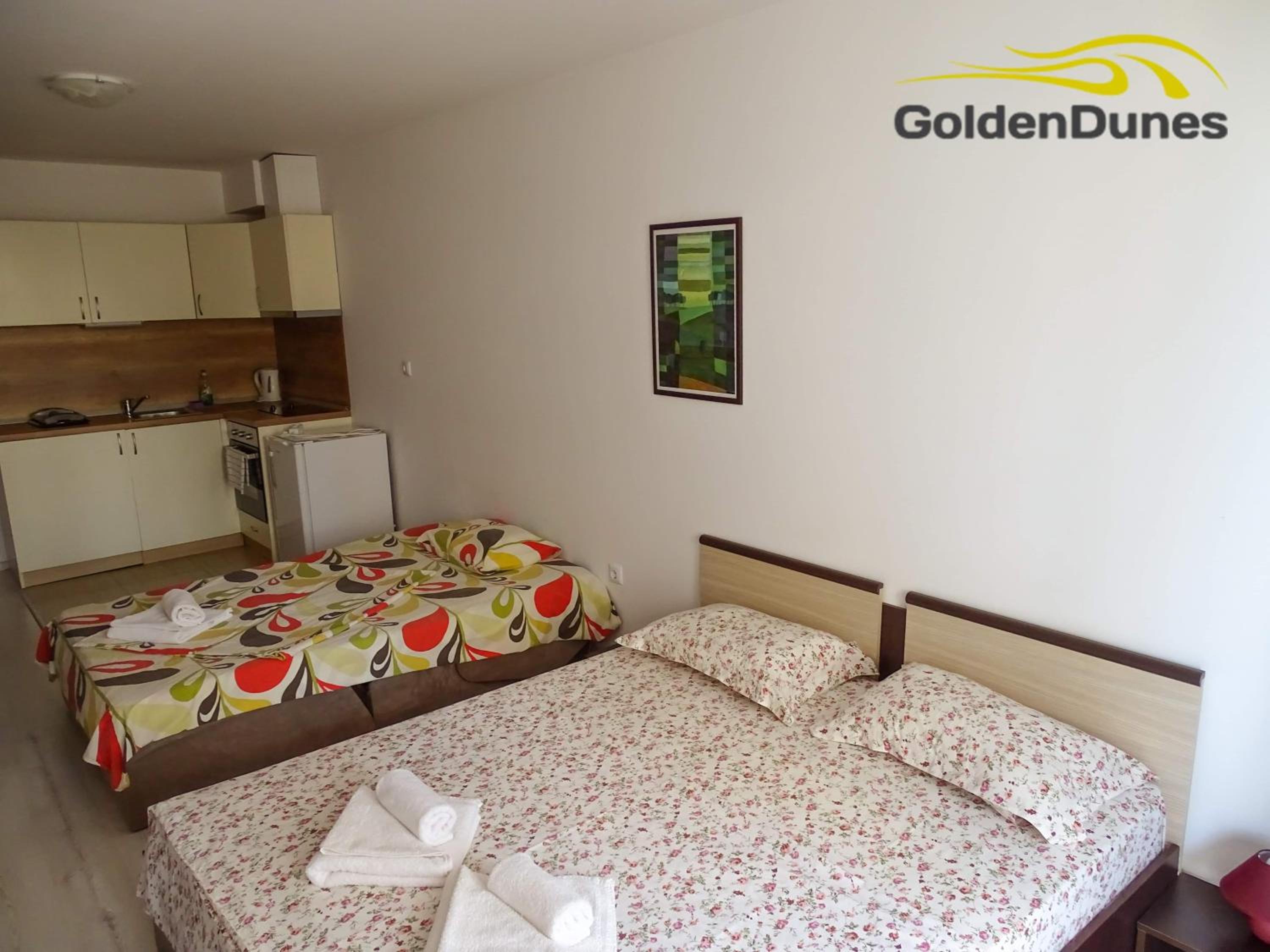 Golden Dunes Primorsko Apartments