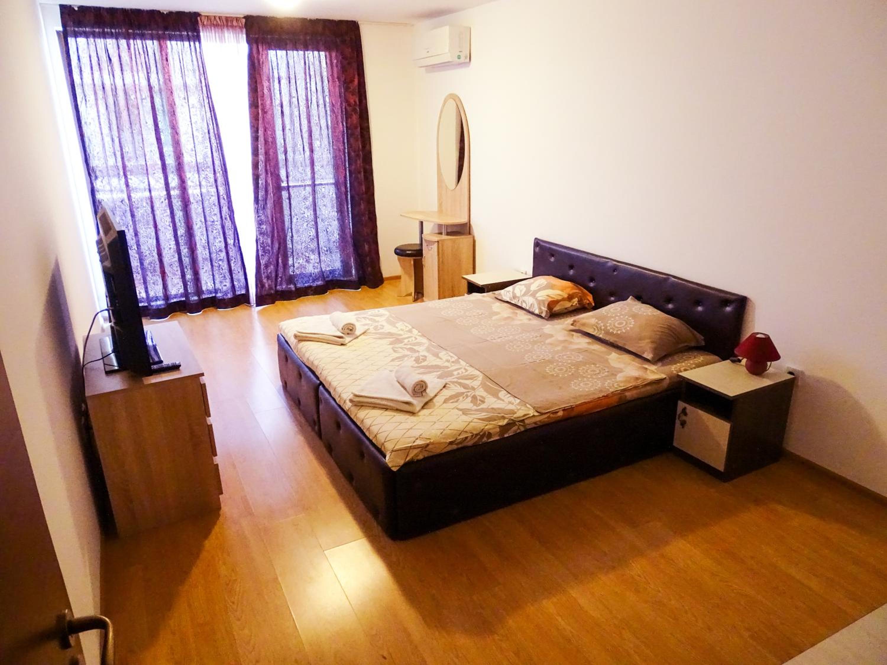 Golden Dunes Primorsko Apartments