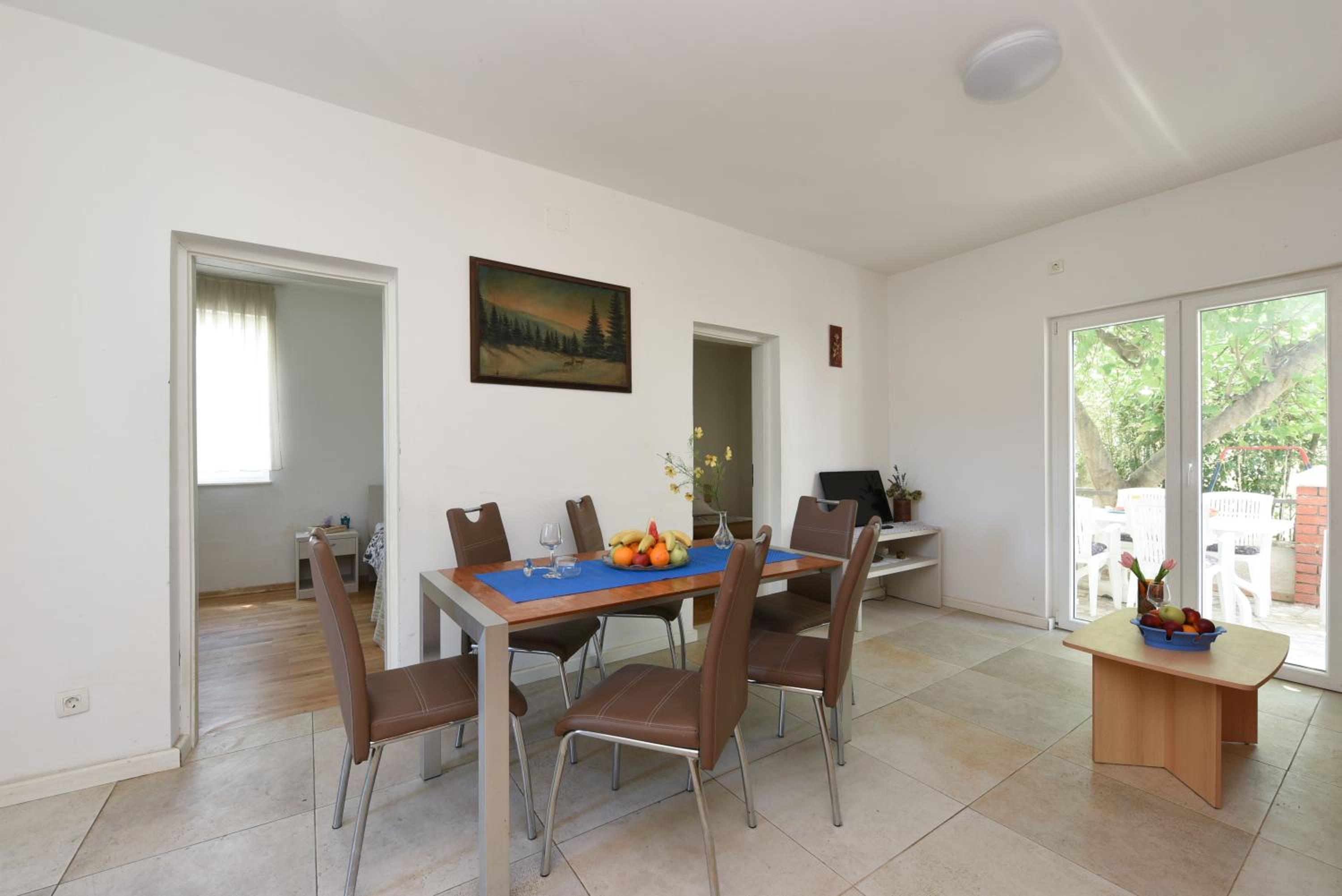 Apartments Bibinje by the Beach view 3