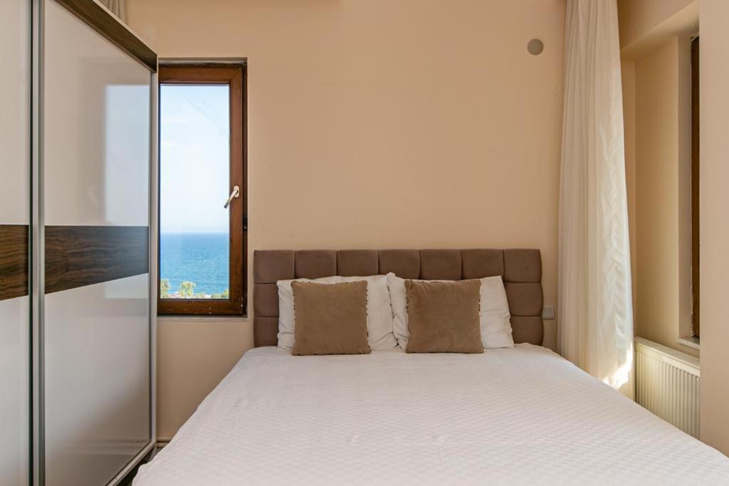 Lara Park Suites