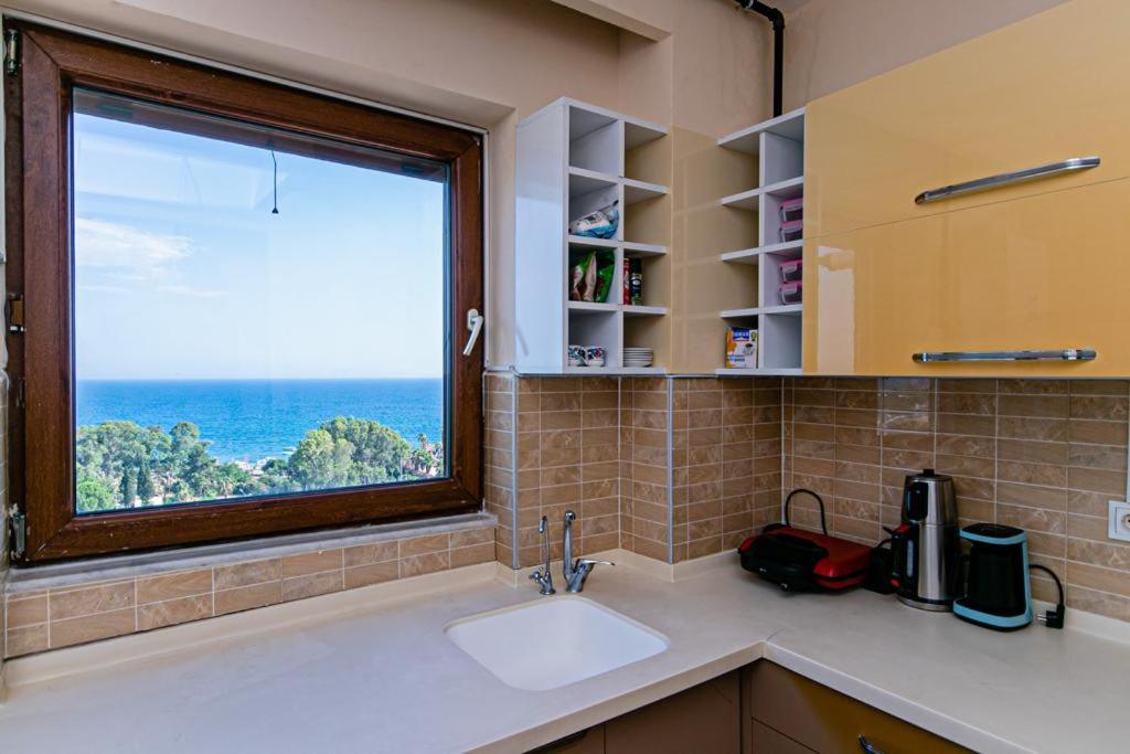 Lara Park Suites