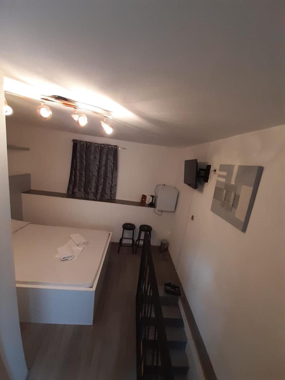 Rooms Pama view 5