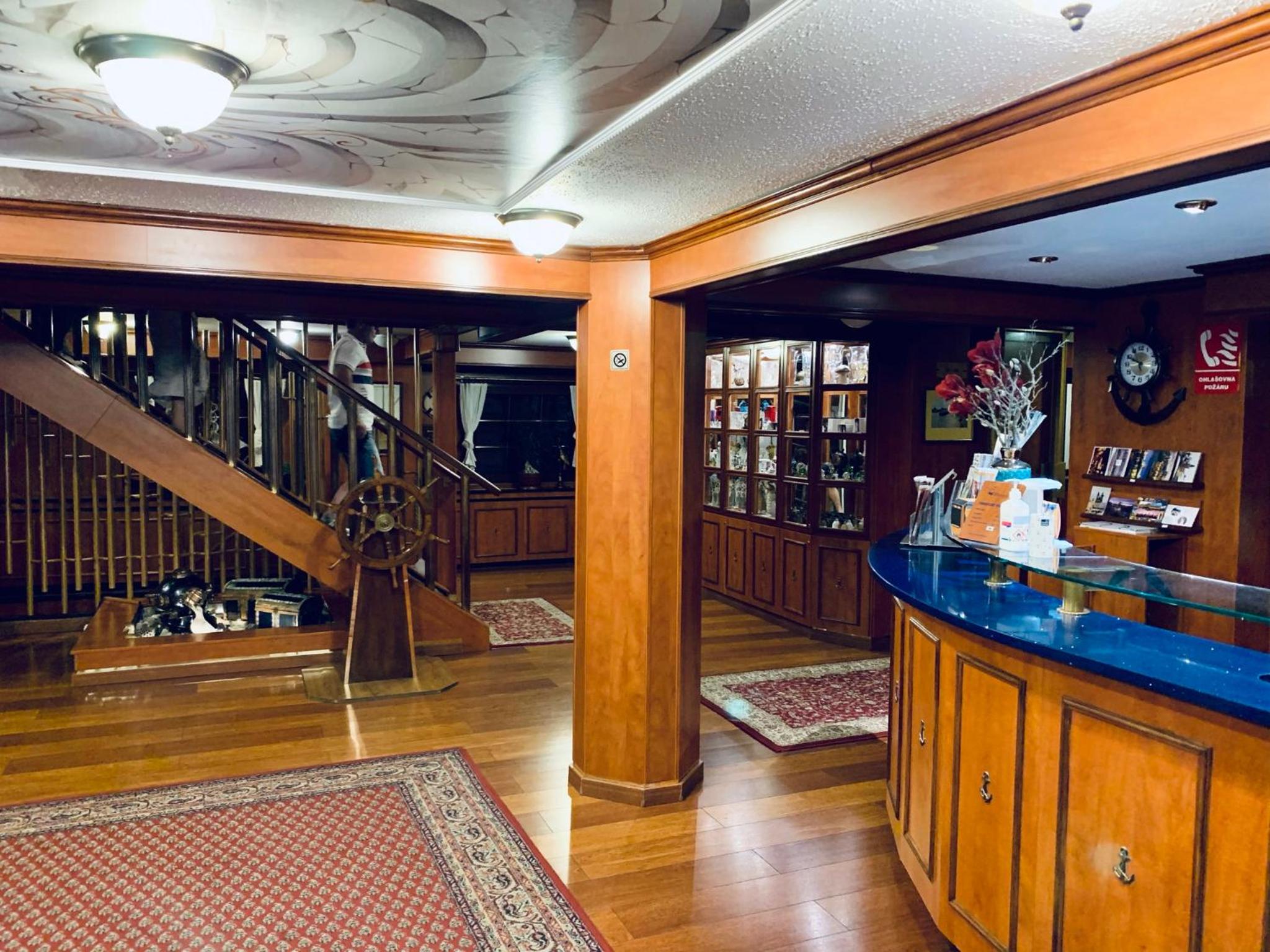 Botel Albatros