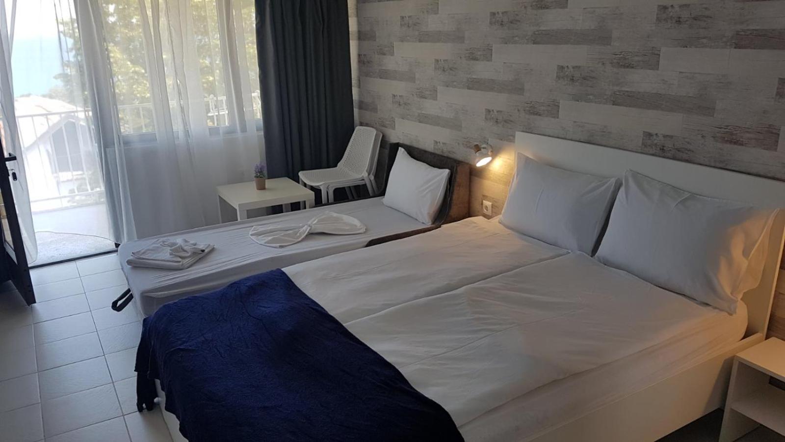 Simada Blue Guesthouse