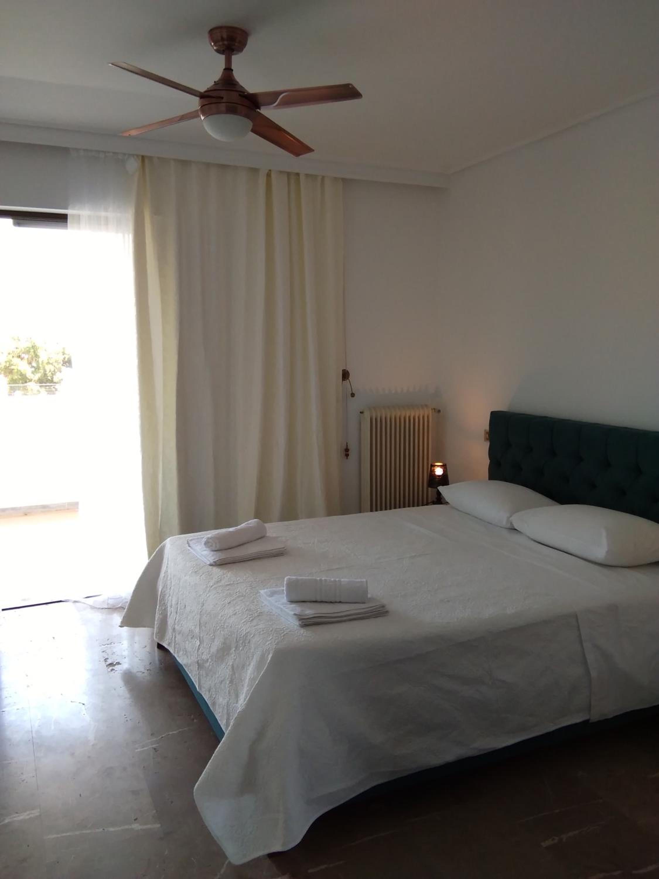 Glyfada Seabreeze Apartment