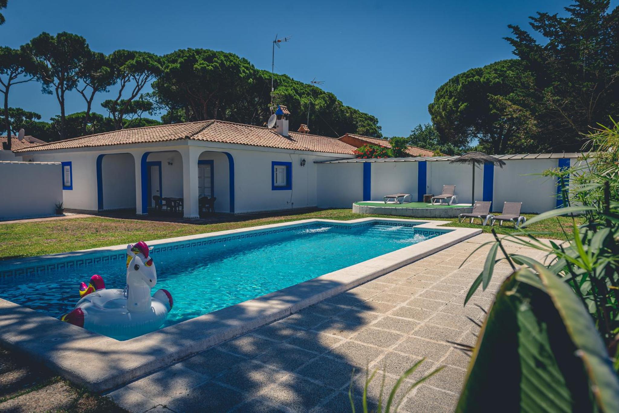 Chalet Sancti Petri view 3