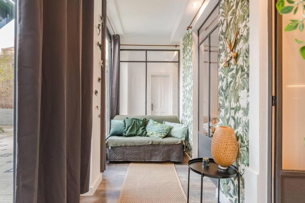 Green Graça 3BR with Terrace by Host For Us