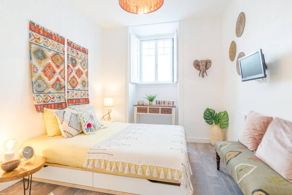 Green Graça 3BR with Terrace by Host For Us