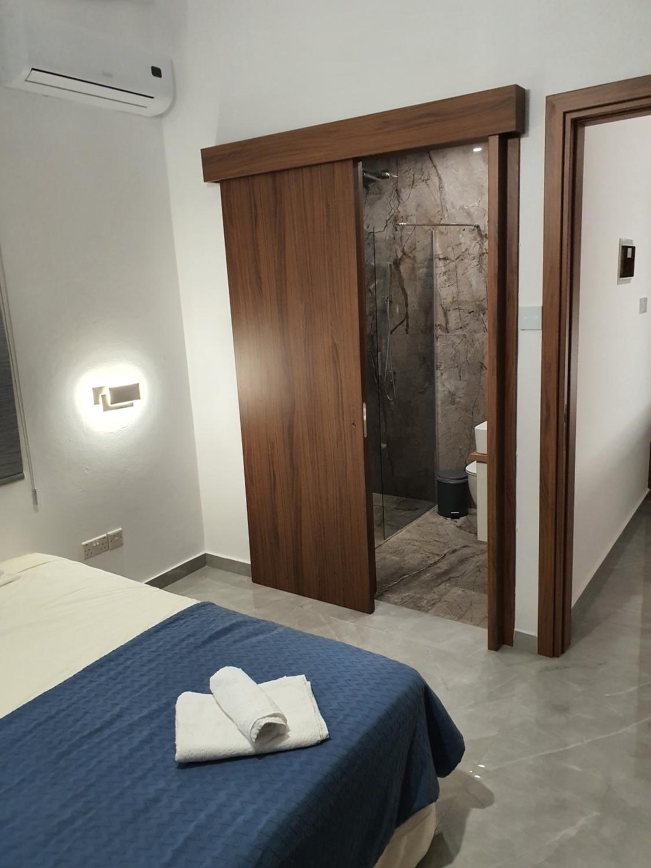 Melanos Fully Renovated TownHouse with Private Pool view 3