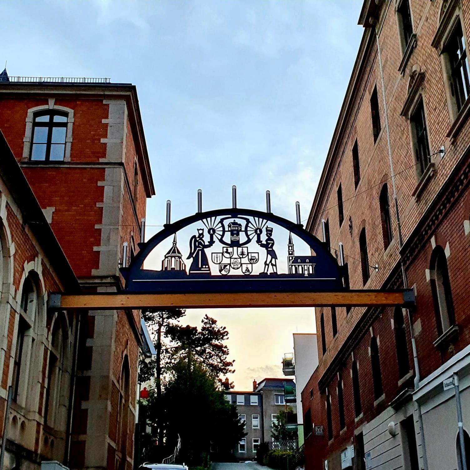 Photo 33