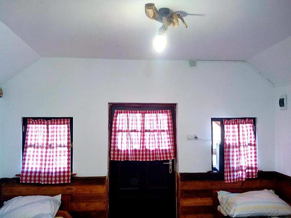 Photo 43