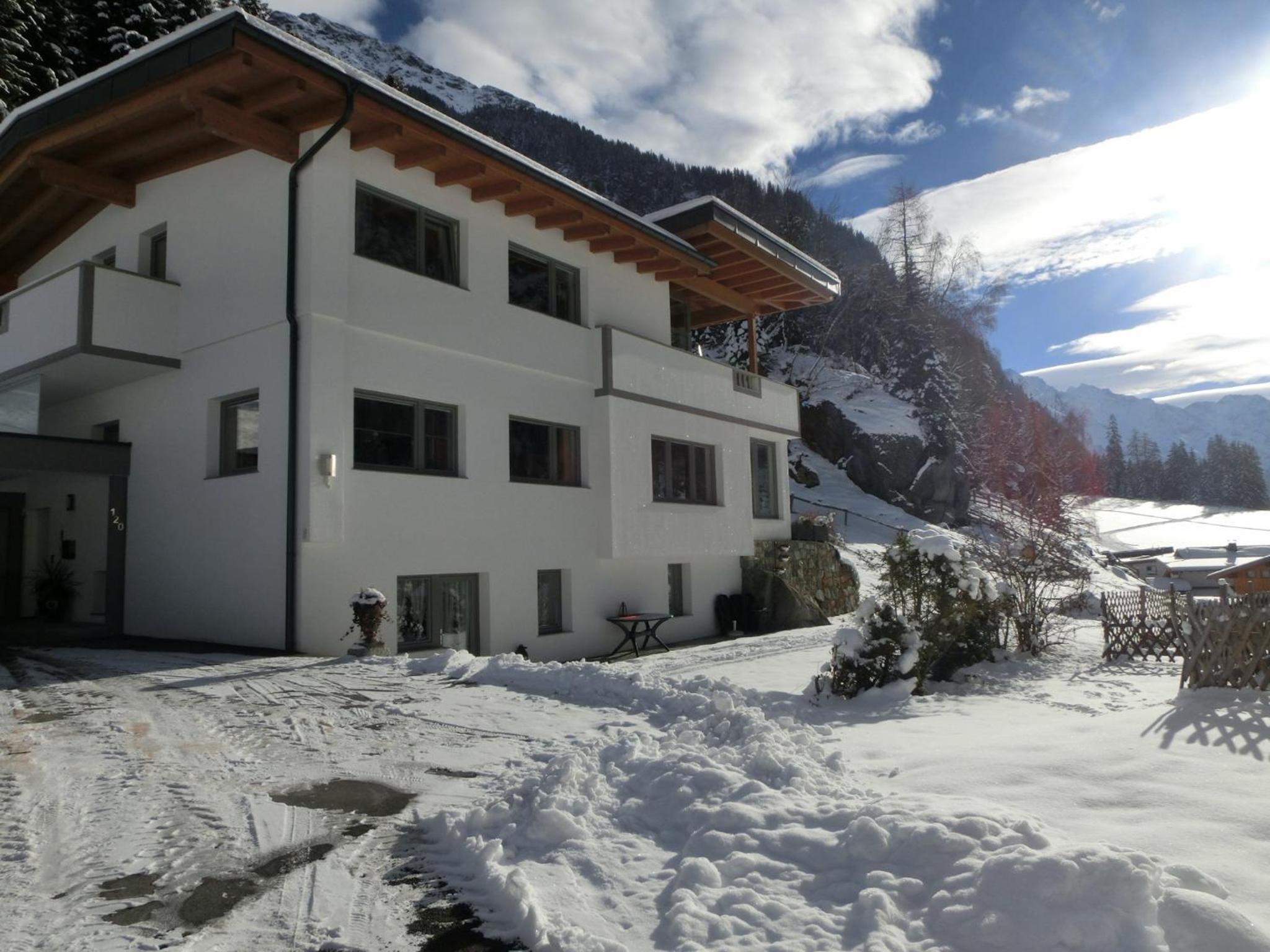 Ferienwohnung Bergspitz view 2