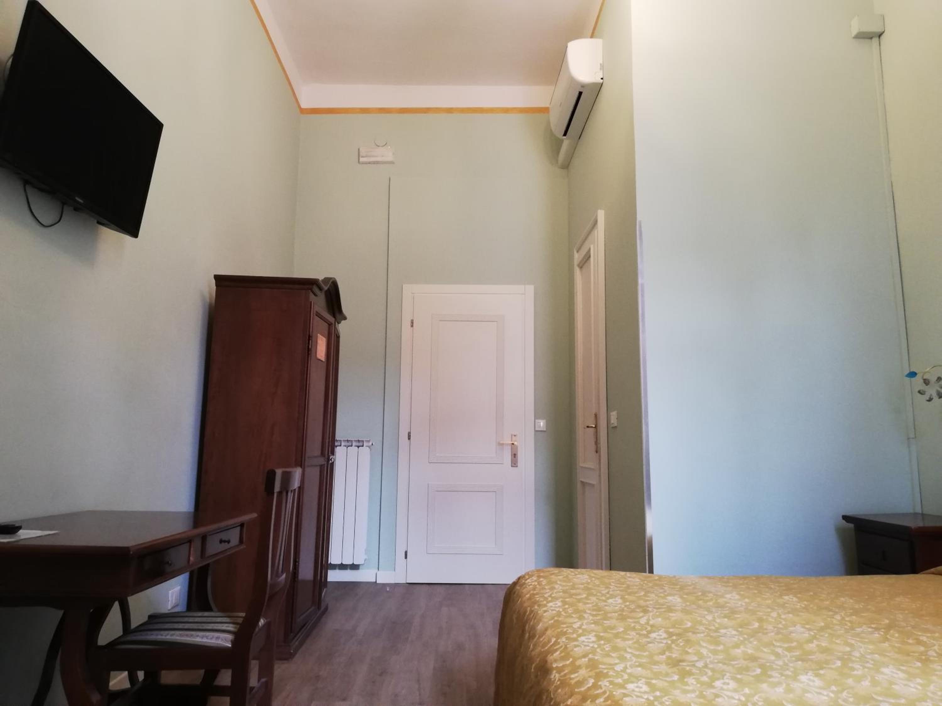 Palazzo Lion Morosini - Check in presso Locanda Ai Santi Apostoli