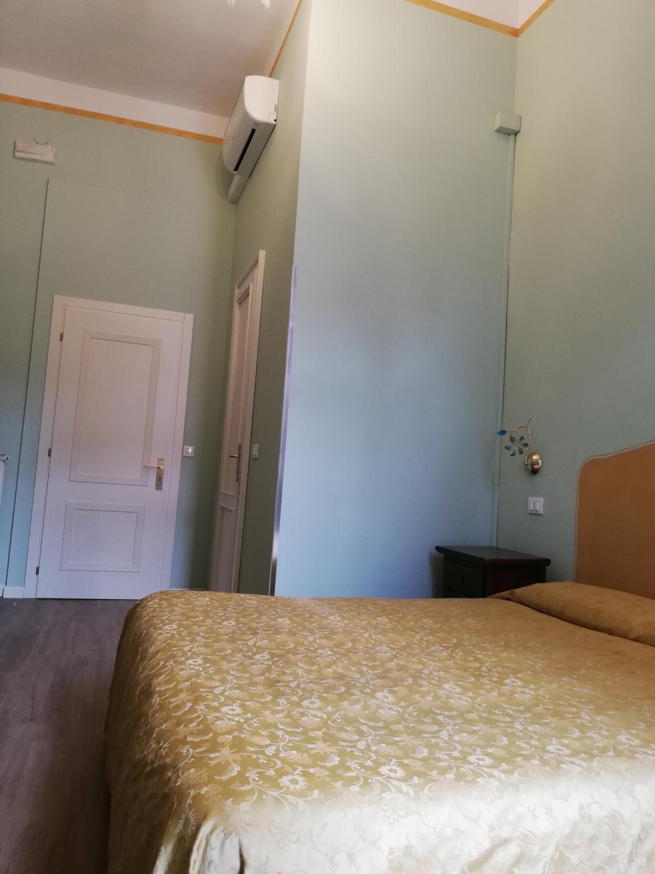 Palazzo Lion Morosini - Check in presso Locanda Ai Santi Apostoli