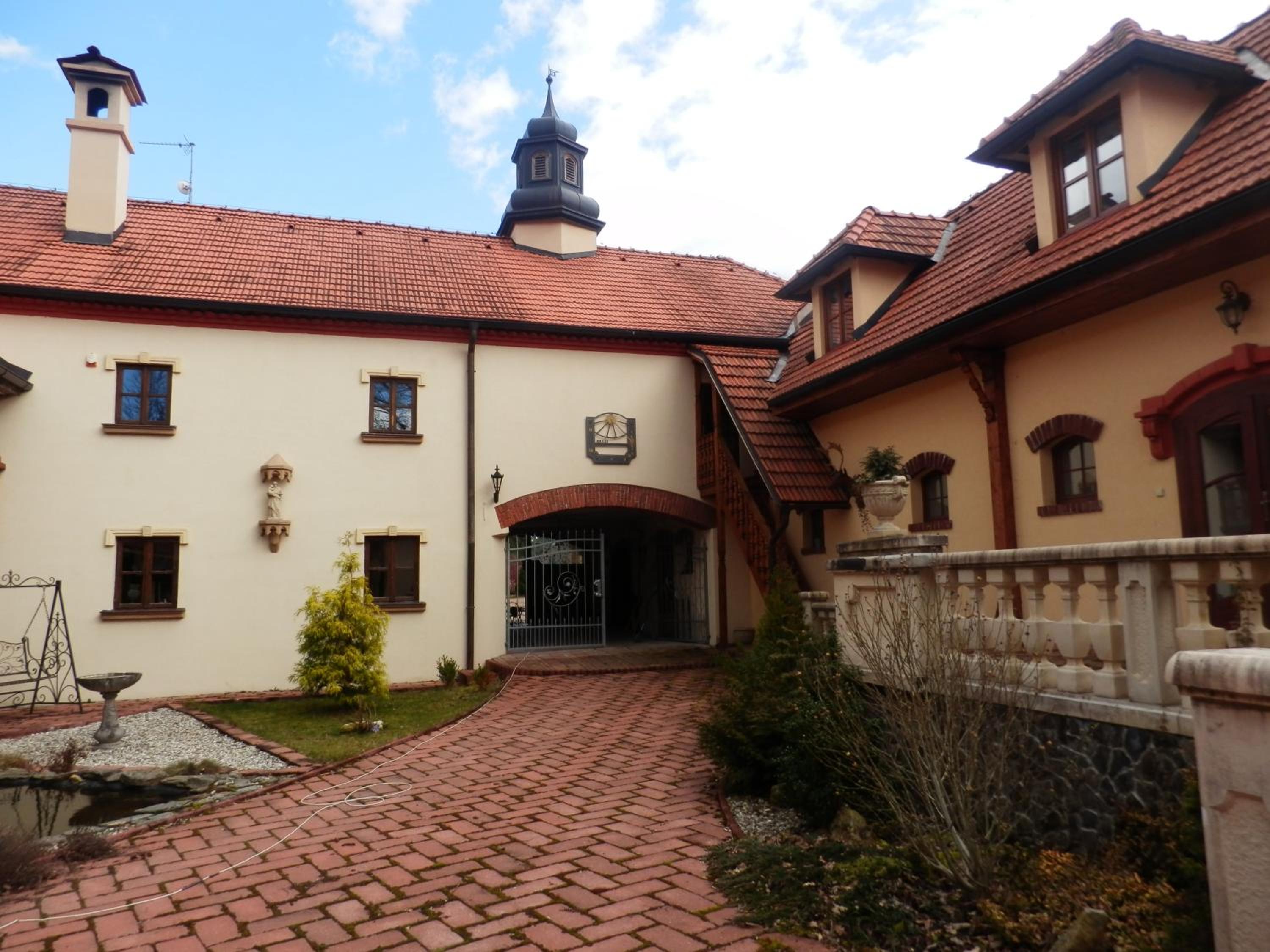 Photo 25