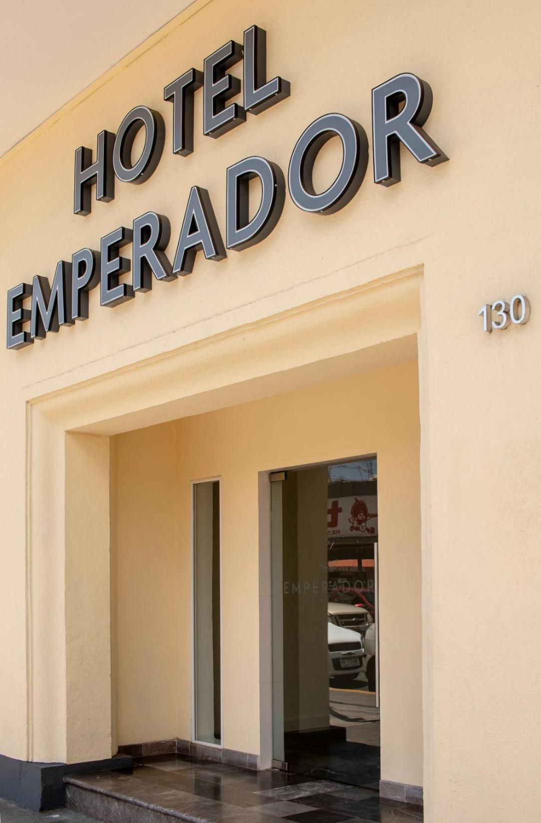 Hotel Emperador centro Guadalajara y Remodelado - Image 1