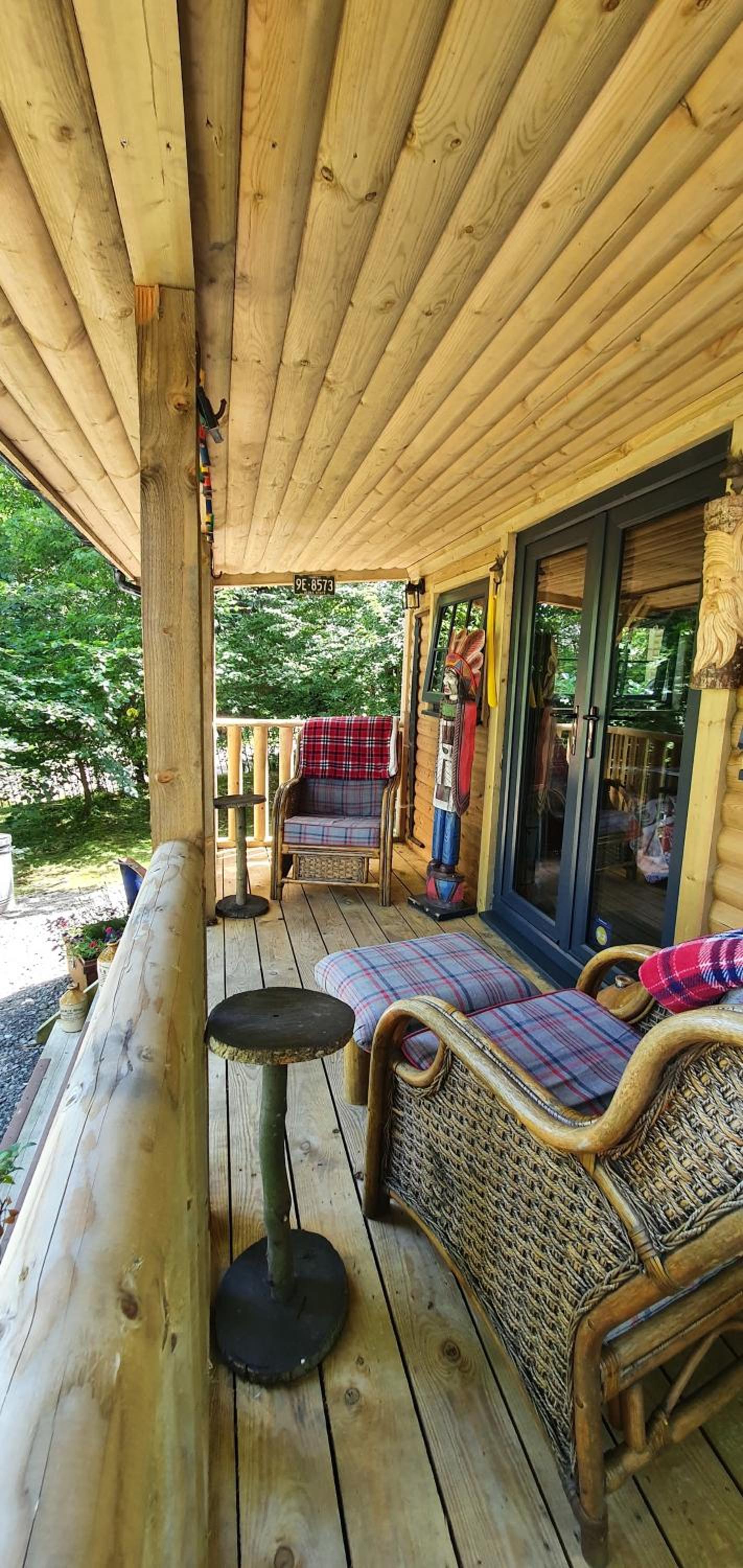 Hotel Miners log cabin - Image 1