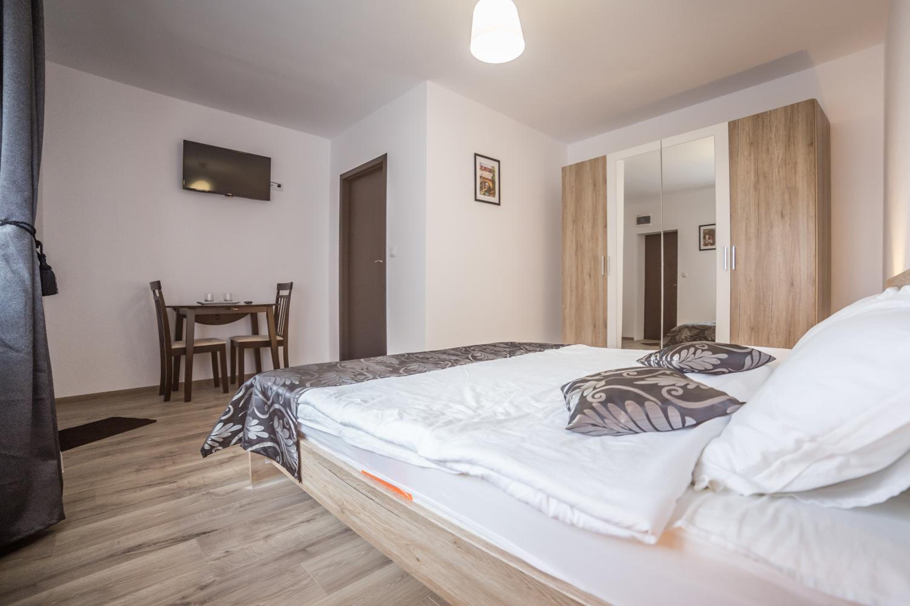 Manuela Residence