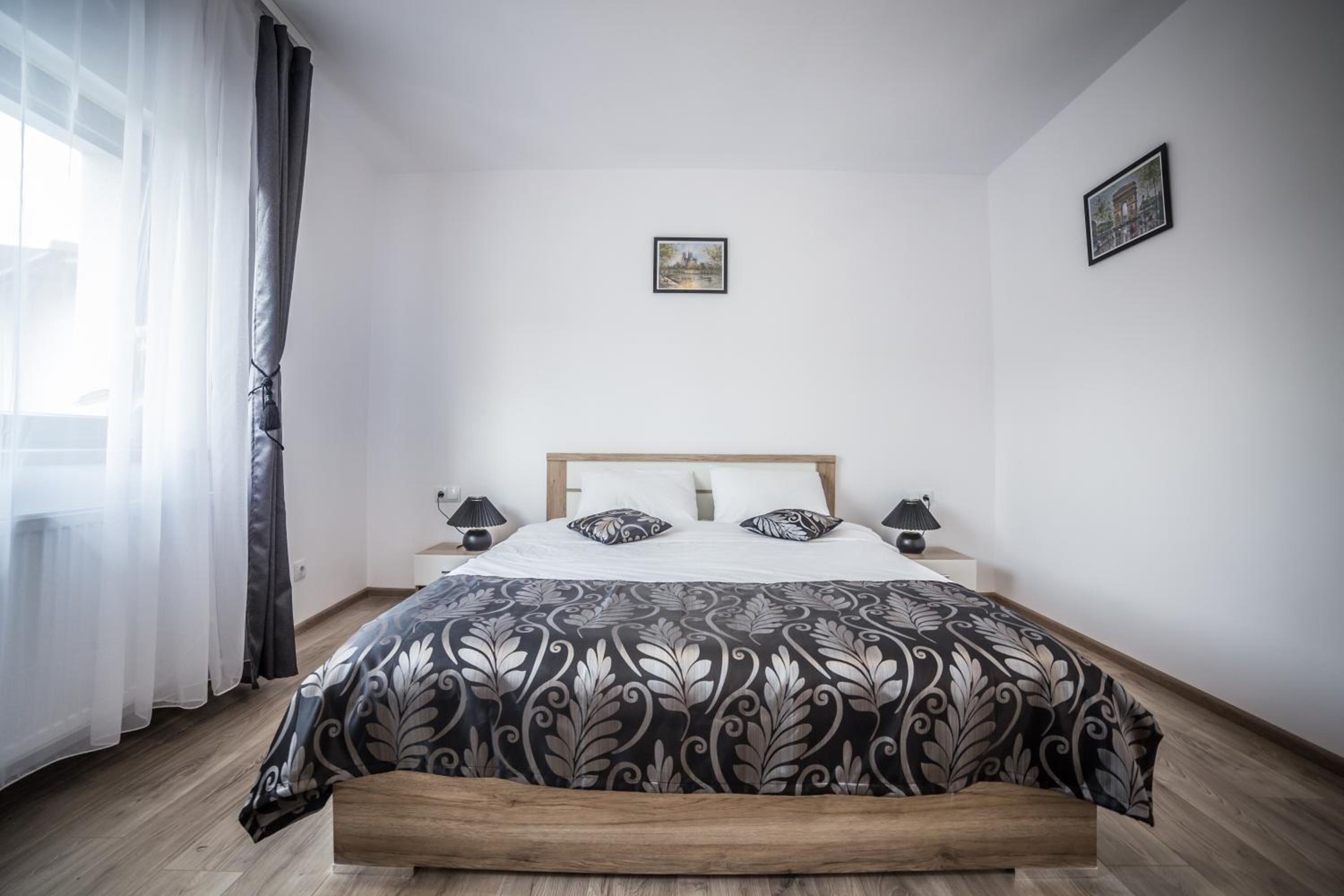 Manuela Residence