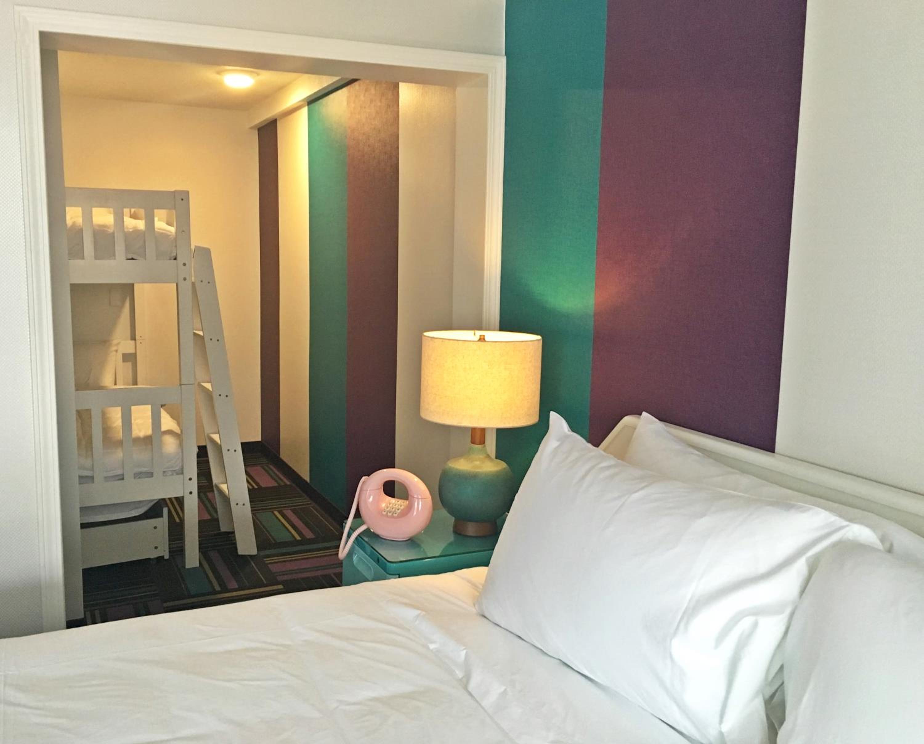 Hotel Zed Kelowna - Image 4