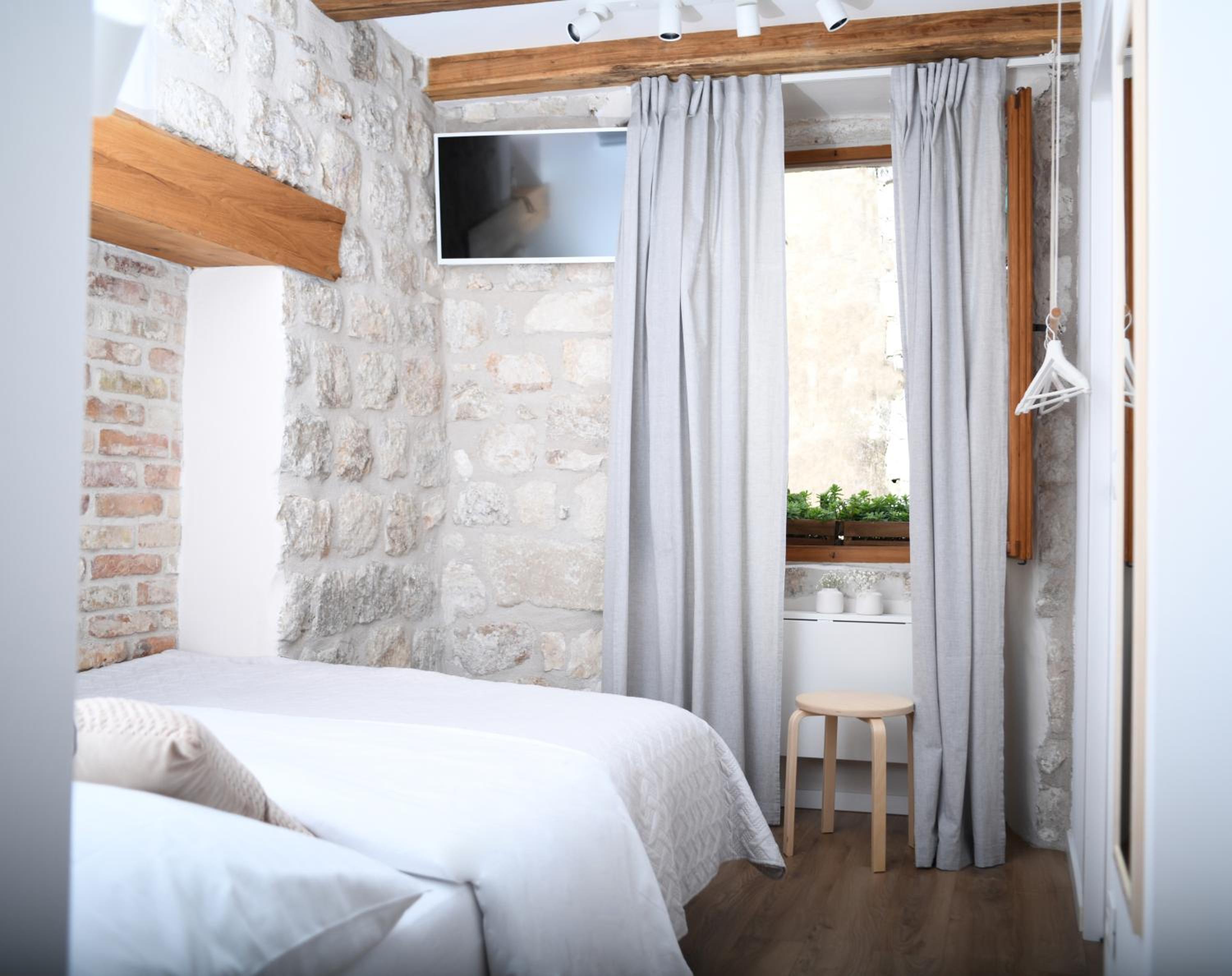 Live Laugh Love Dubrovnik Luxury Rooms