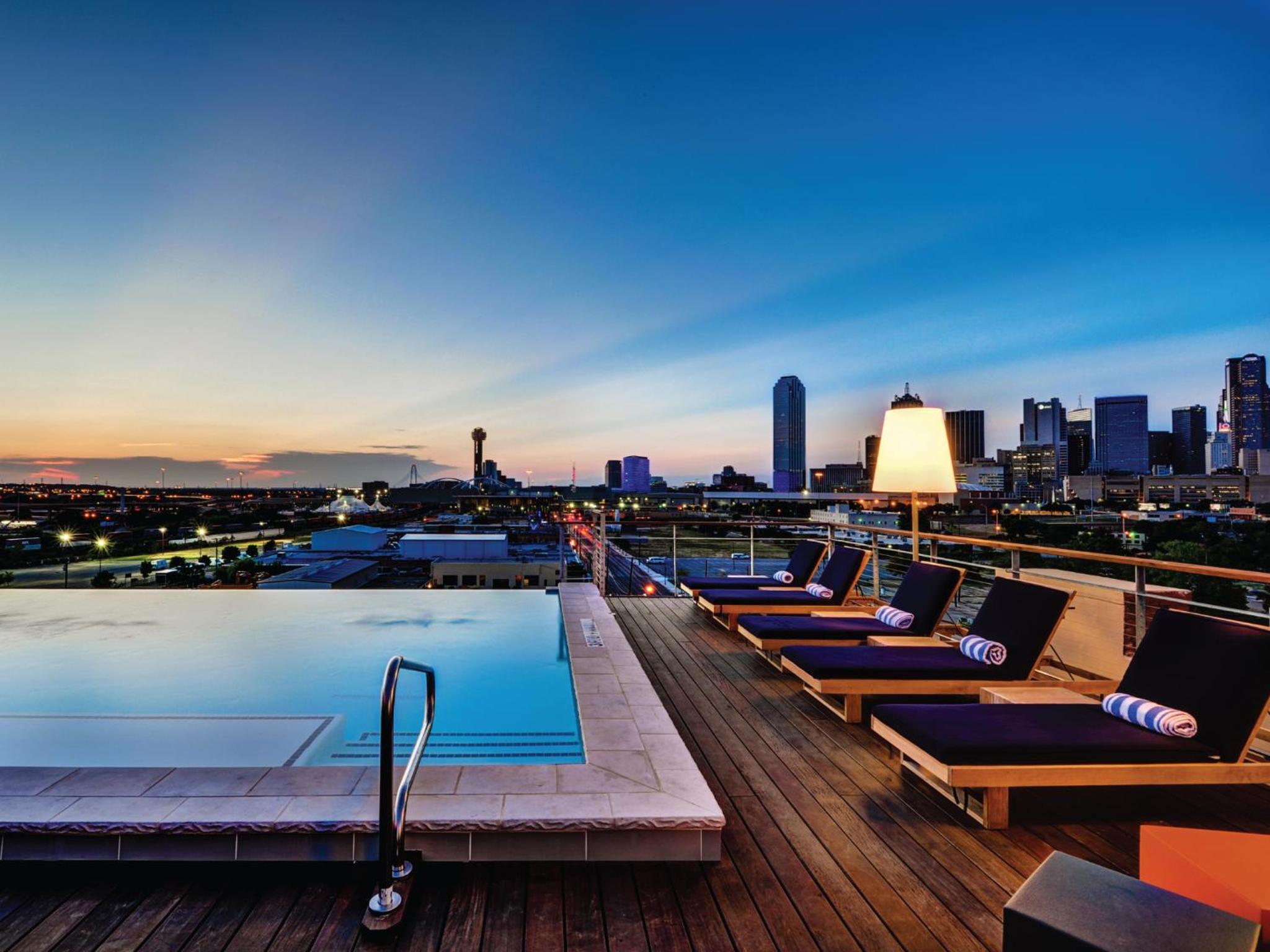 Canvas Hotel Dallas