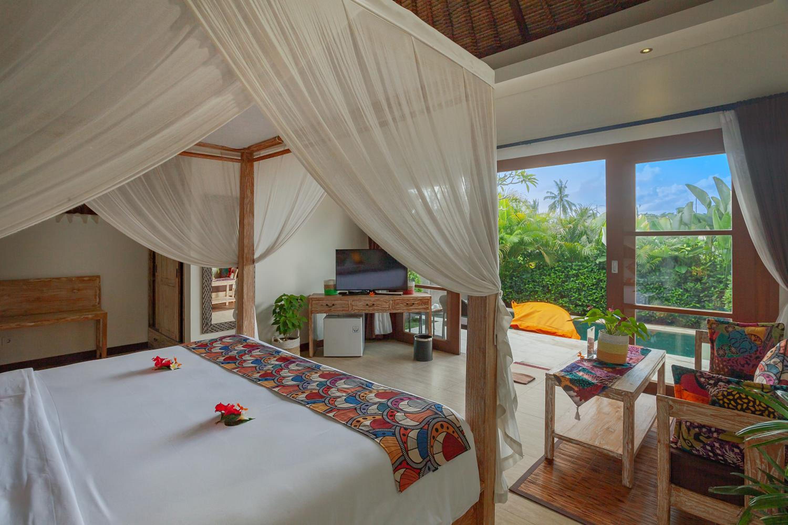 Anusara Luxury Villas