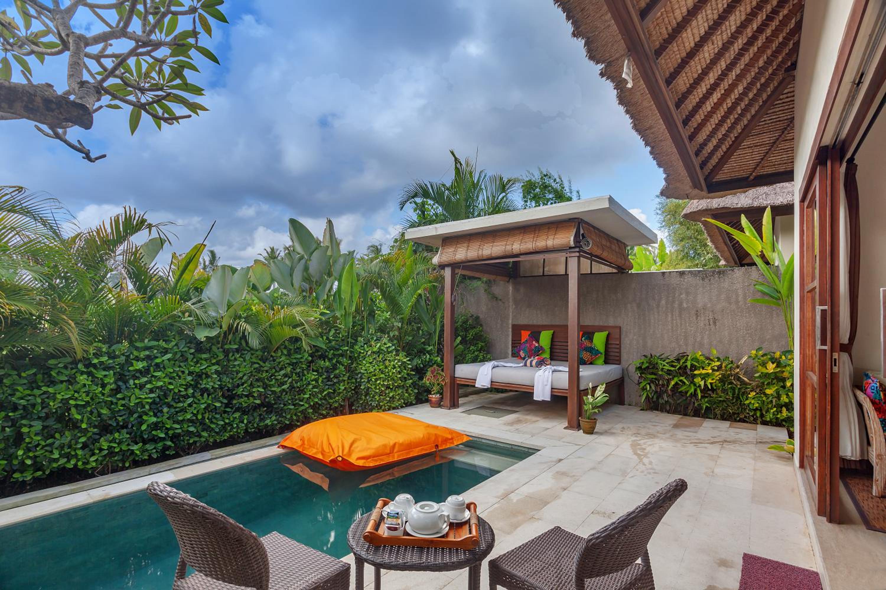 Anusara Luxury Villas