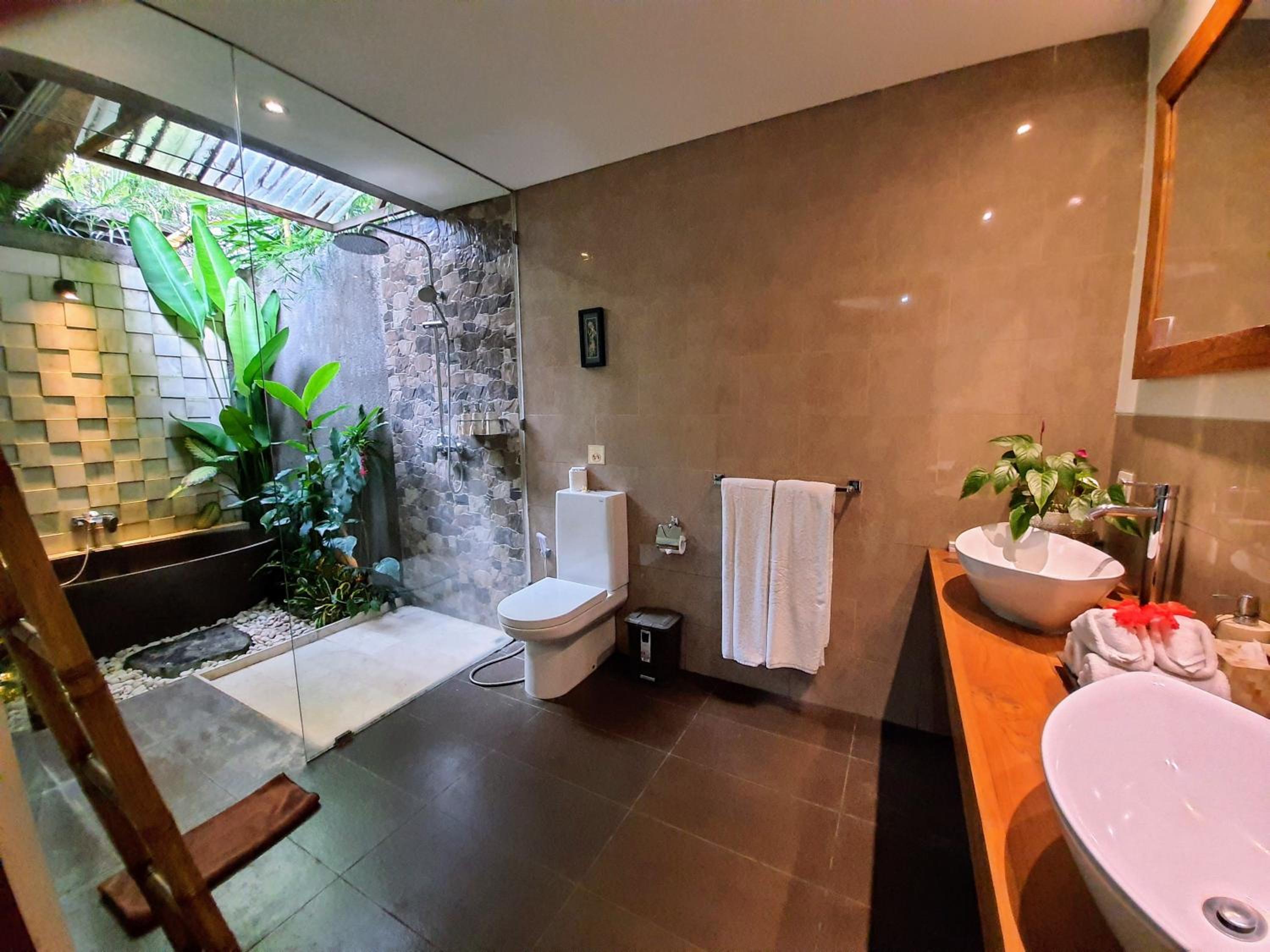 Anusara Luxury Villas