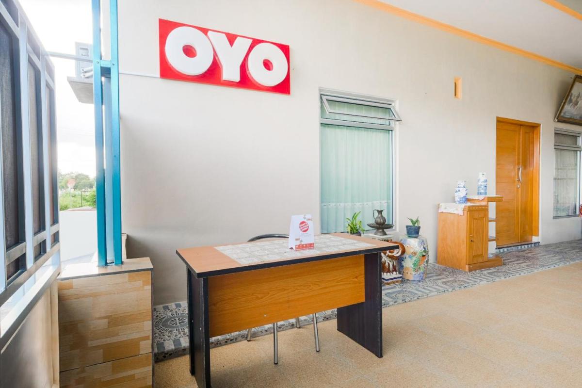 hotel reception
