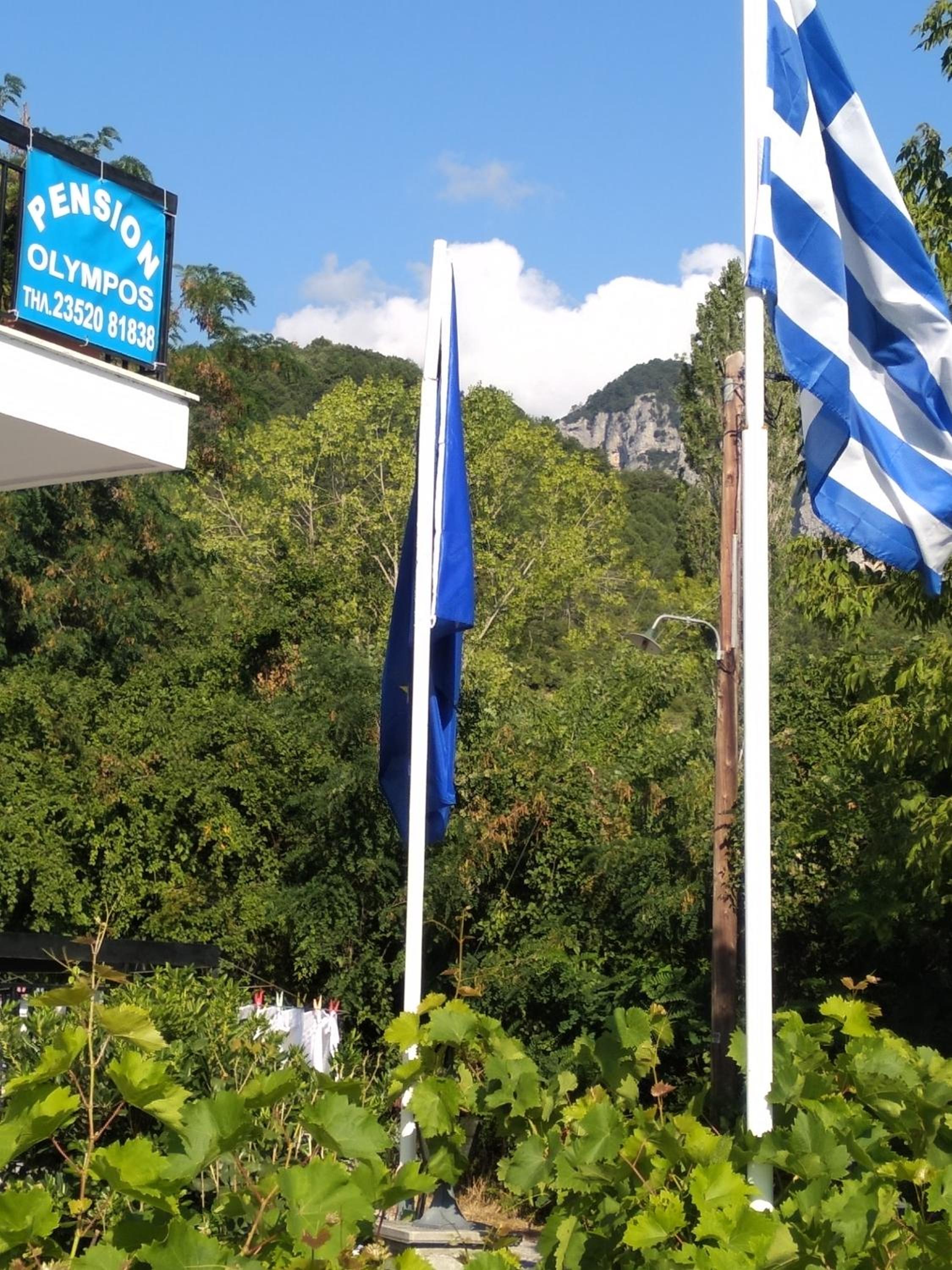 Refugio entre montañas photo 4