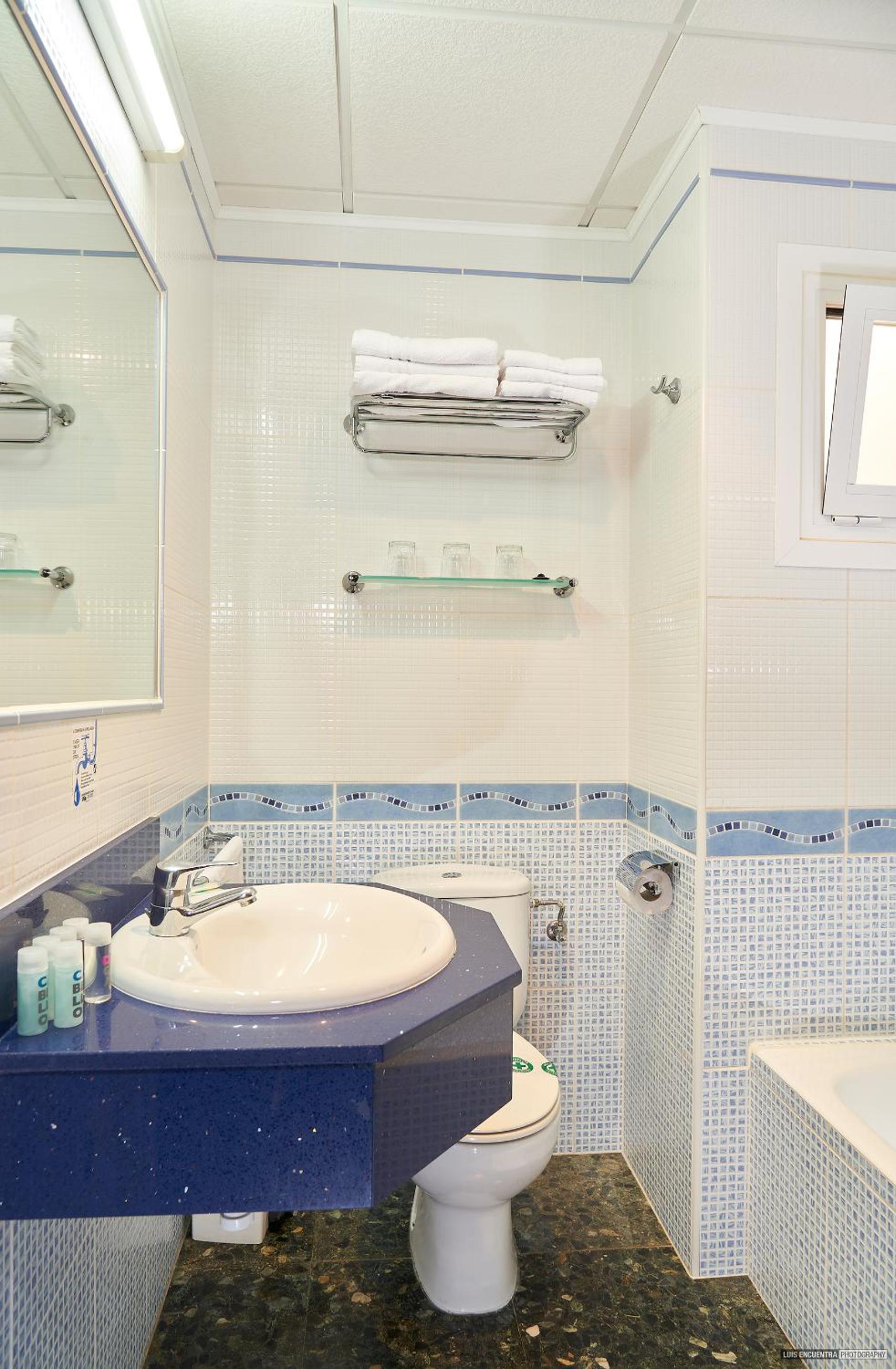 Hostal Illes Pitiüses